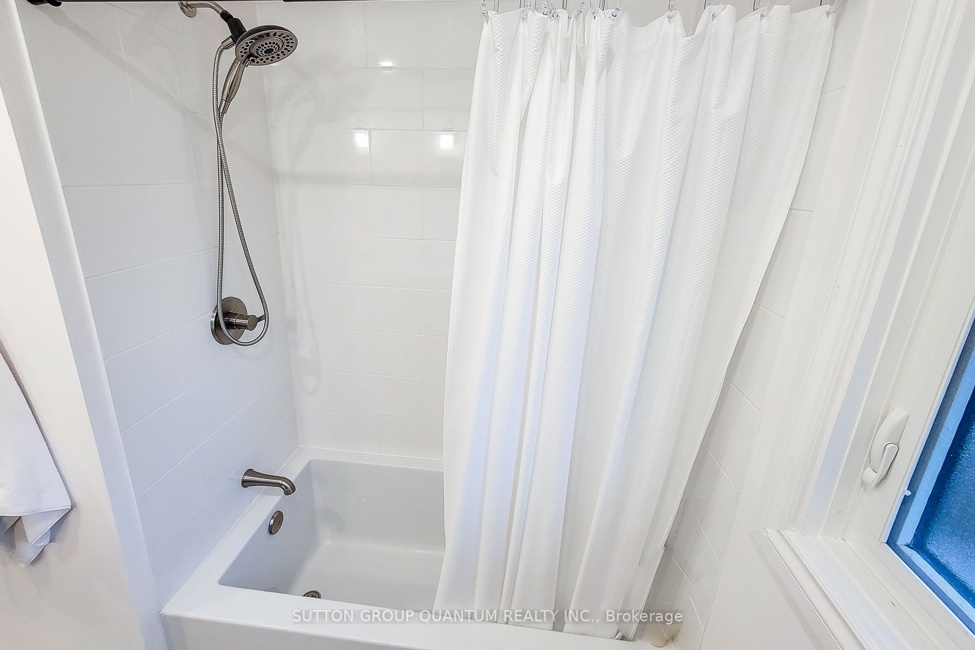 Photo 43 of Unit #MAIN, 149 Oneida Boulevard, Hamilton, Ancaster — HOMEH