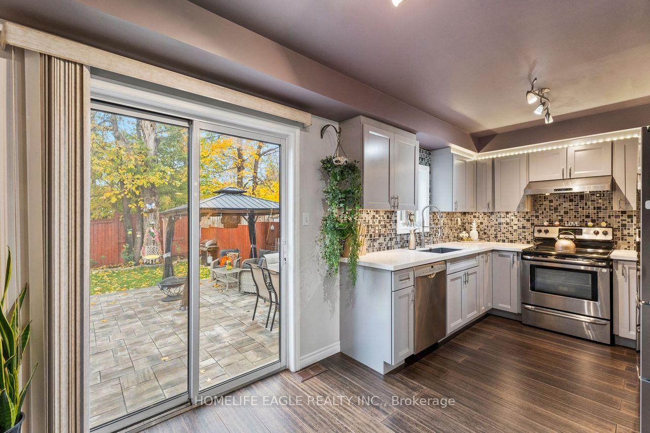 Photo 14 of 110 Gadwall Avenue, Barrie, Painswick South — HOMEH