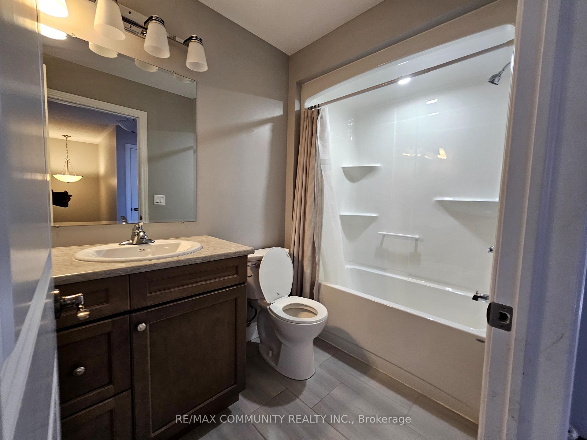 Photo 12 of 30 Cypress Drive, Belleville, Thurlow Ward — HOMEH