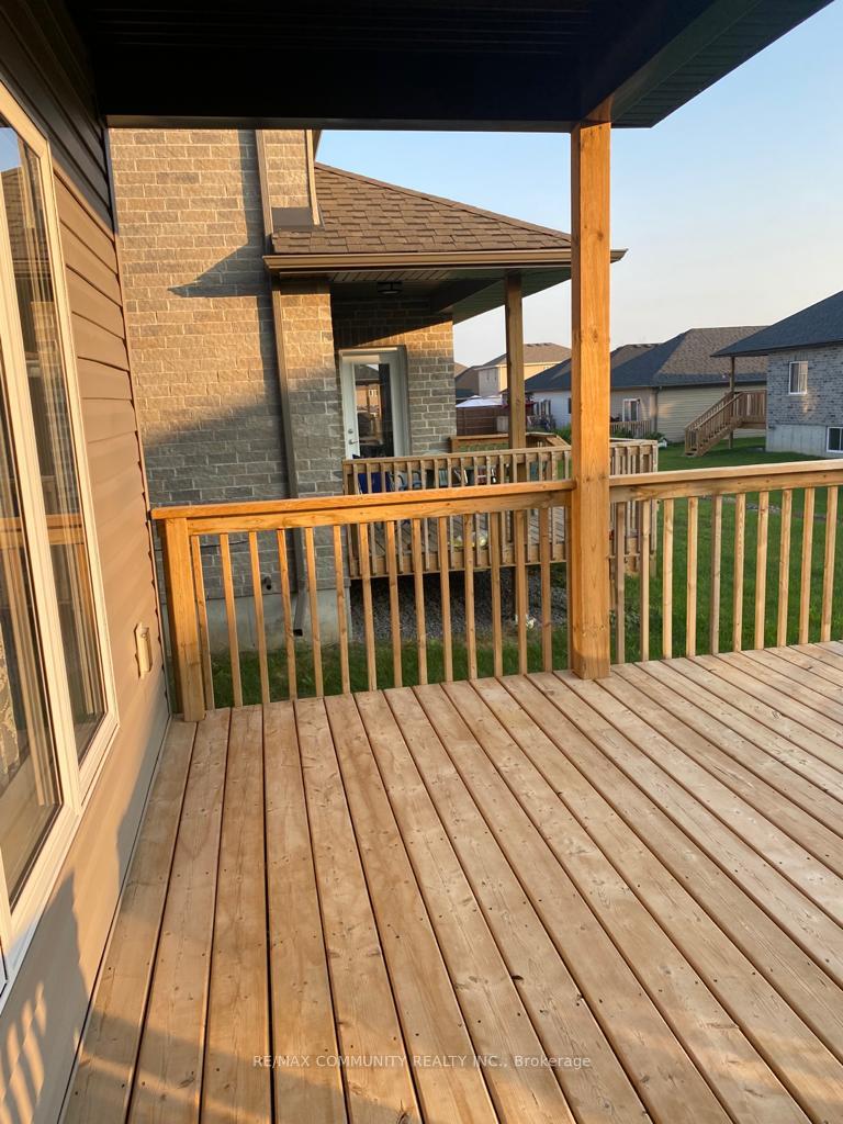 Photo 18 of 30 Cypress Drive, Belleville, Thurlow Ward — HOMEH