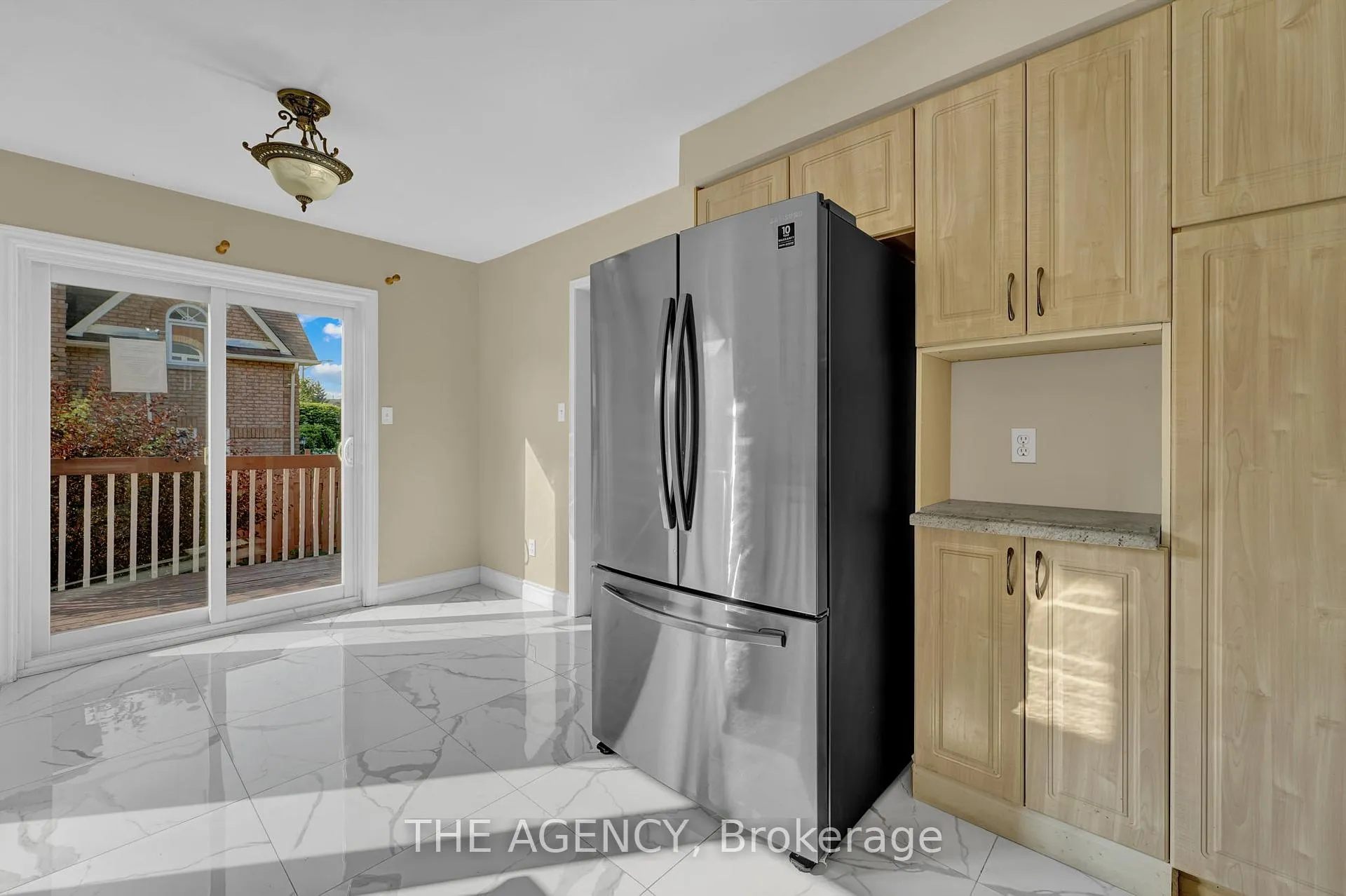Photo 17 of 48 Zachary Drive, Brampton, Snelgrove — HOMEH
