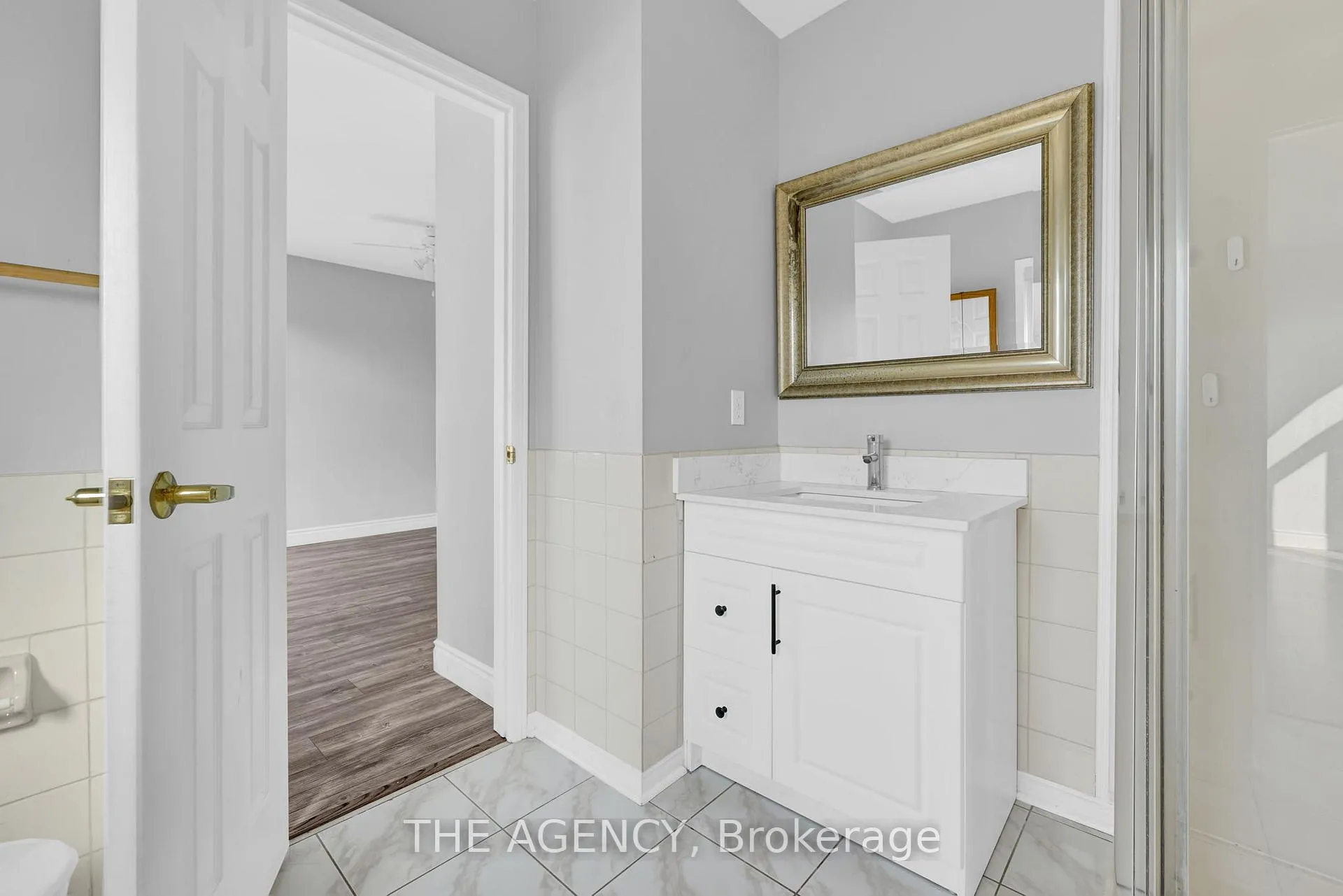Photo 30 of 48 Zachary Drive, Brampton, Snelgrove — HOMEH