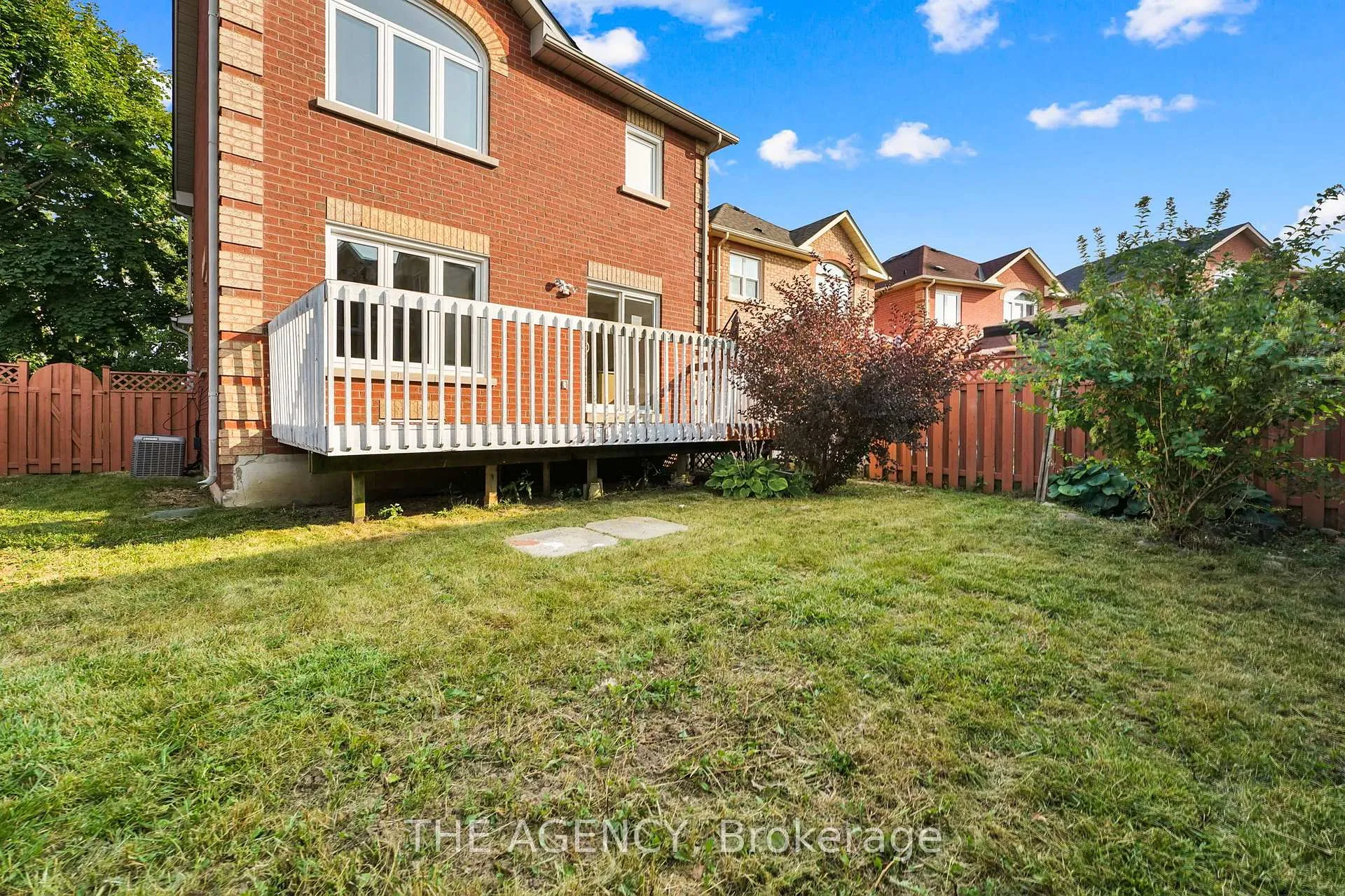 Photo 40 of 48 Zachary Drive, Brampton, Snelgrove — HOMEH