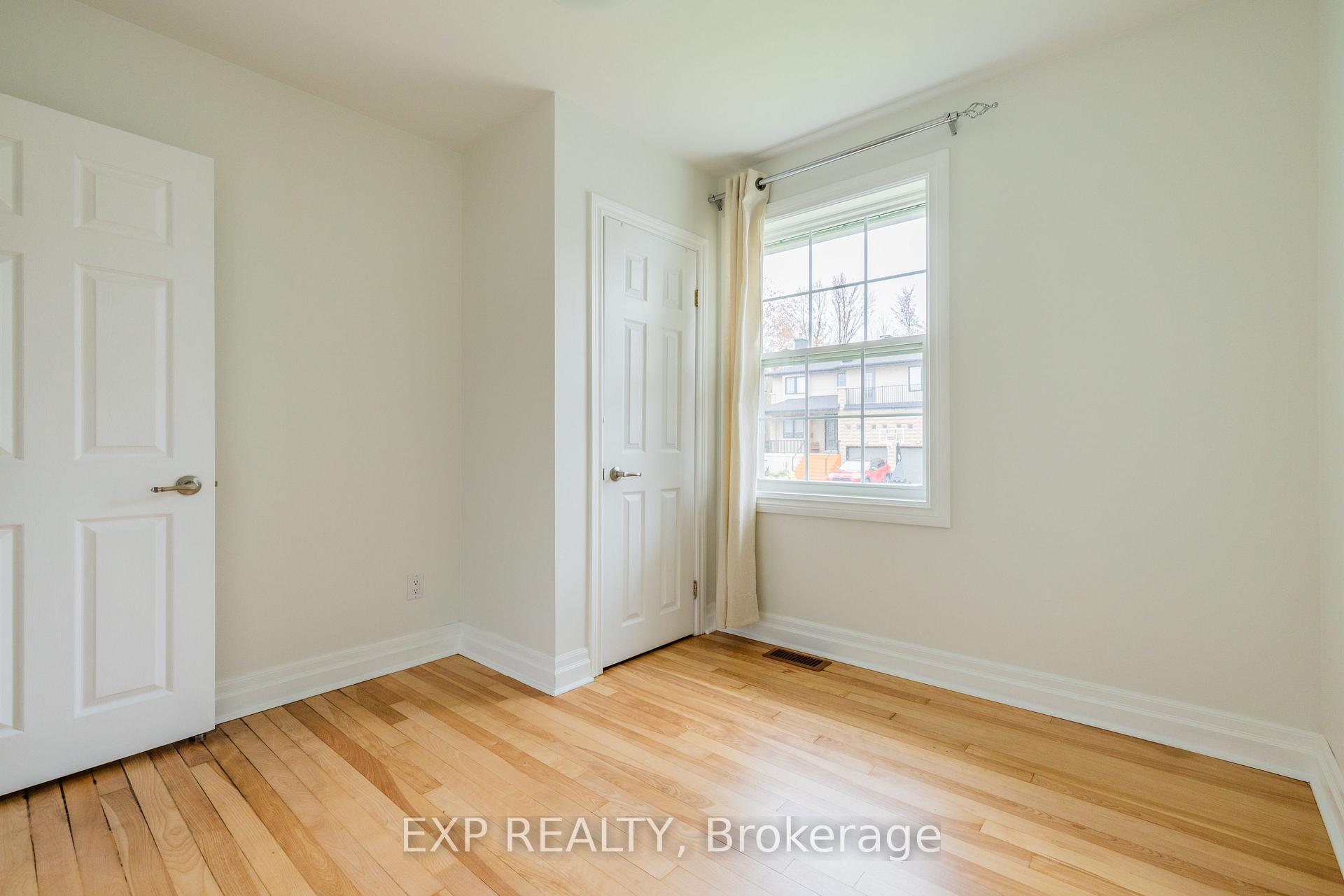 Photo 11 of 1954 Rosebella Avenue, Ottawa, Blossom Park/Leitrim — HOMEH