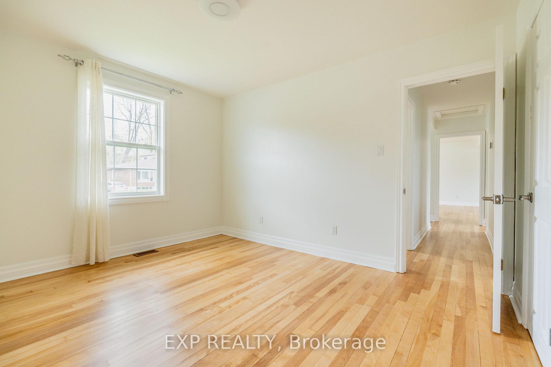 Photo 13 of 1954 Rosebella Avenue, Ottawa, Blossom Park/Leitrim — HOMEH