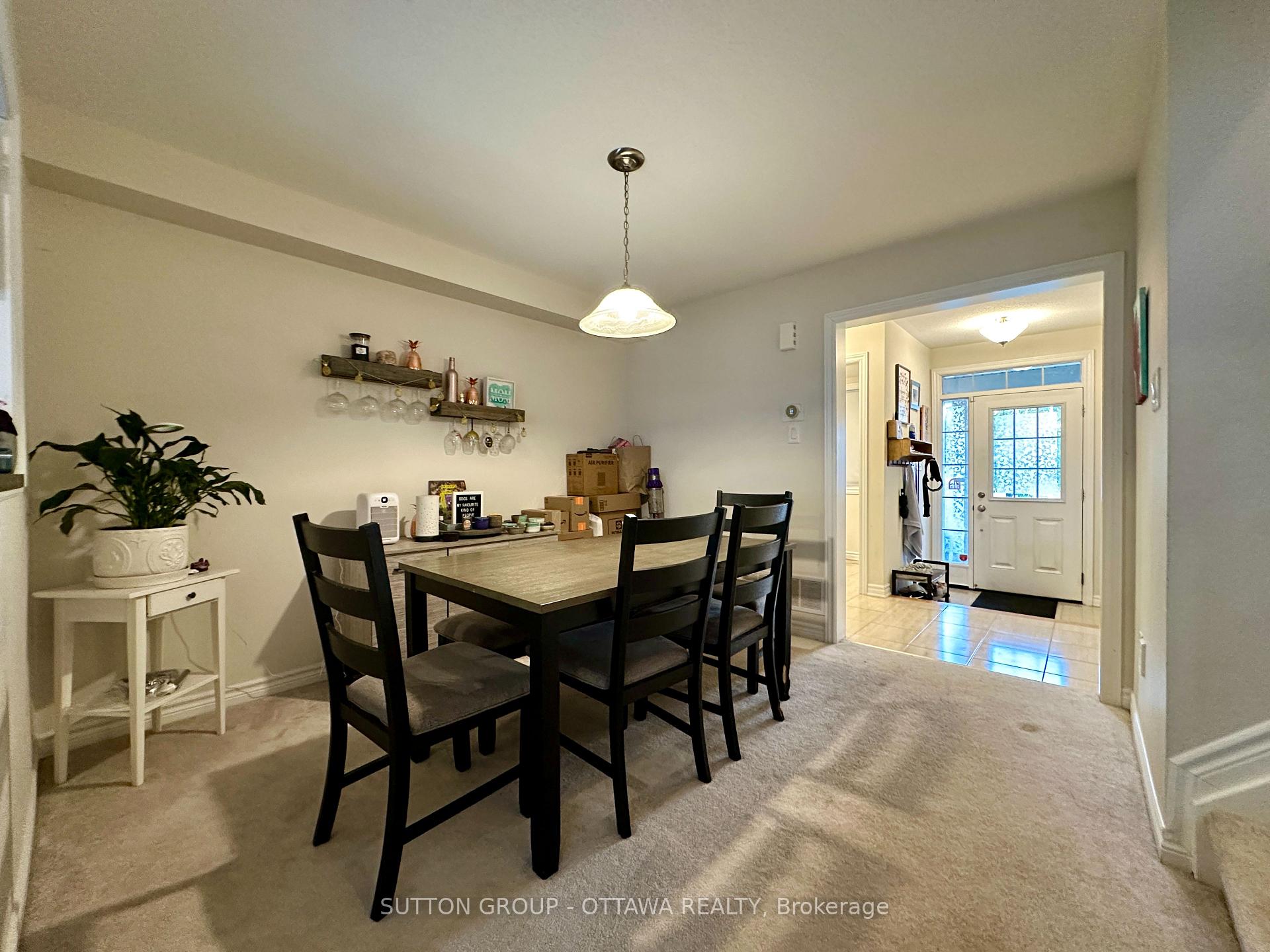 Photo 8 of 707 Logperch Circle, Ottawa, Barrhaven - Half Moon Bay — HOMEH