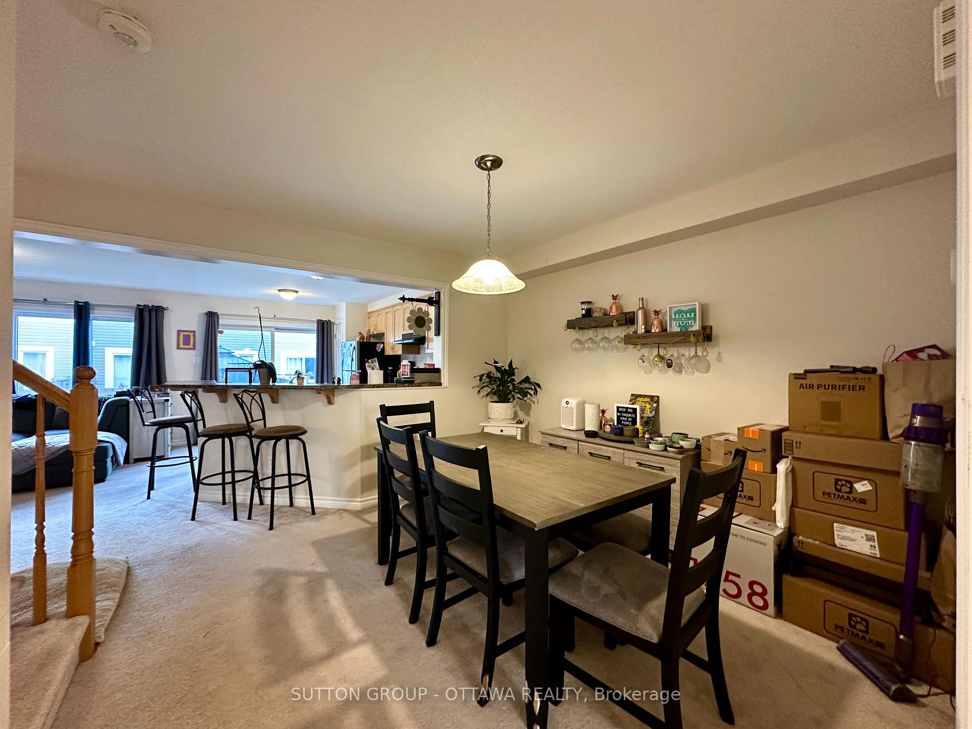 Photo 6 of 707 Logperch Circle, Ottawa, Barrhaven - Half Moon Bay — HOMEH