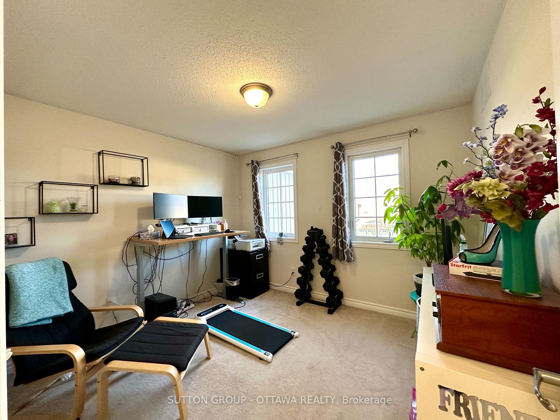 Photo 9 of 707 Logperch Circle, Ottawa, Barrhaven - Half Moon Bay — HOMEH