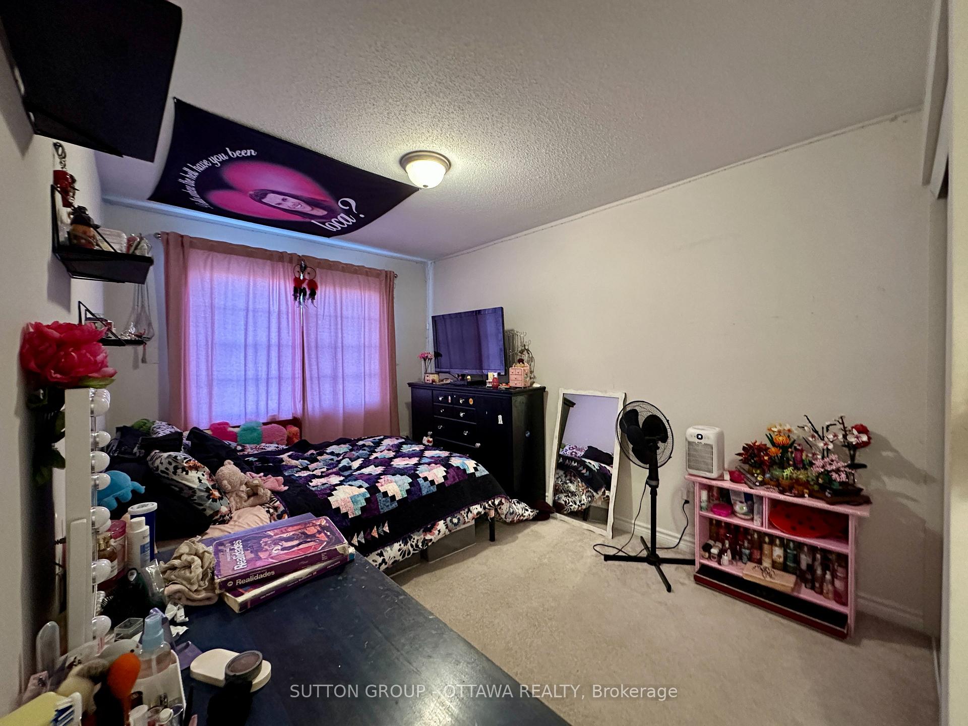Photo 13 of 707 Logperch Circle, Ottawa, Barrhaven - Half Moon Bay — HOMEH