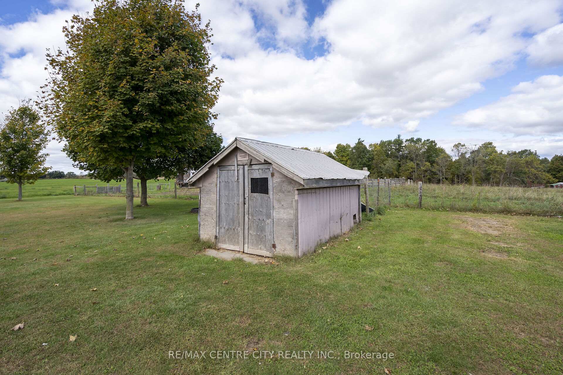 Photo 11 of 53680 Heritage Line, Bayham, Richmond — HOMEH
