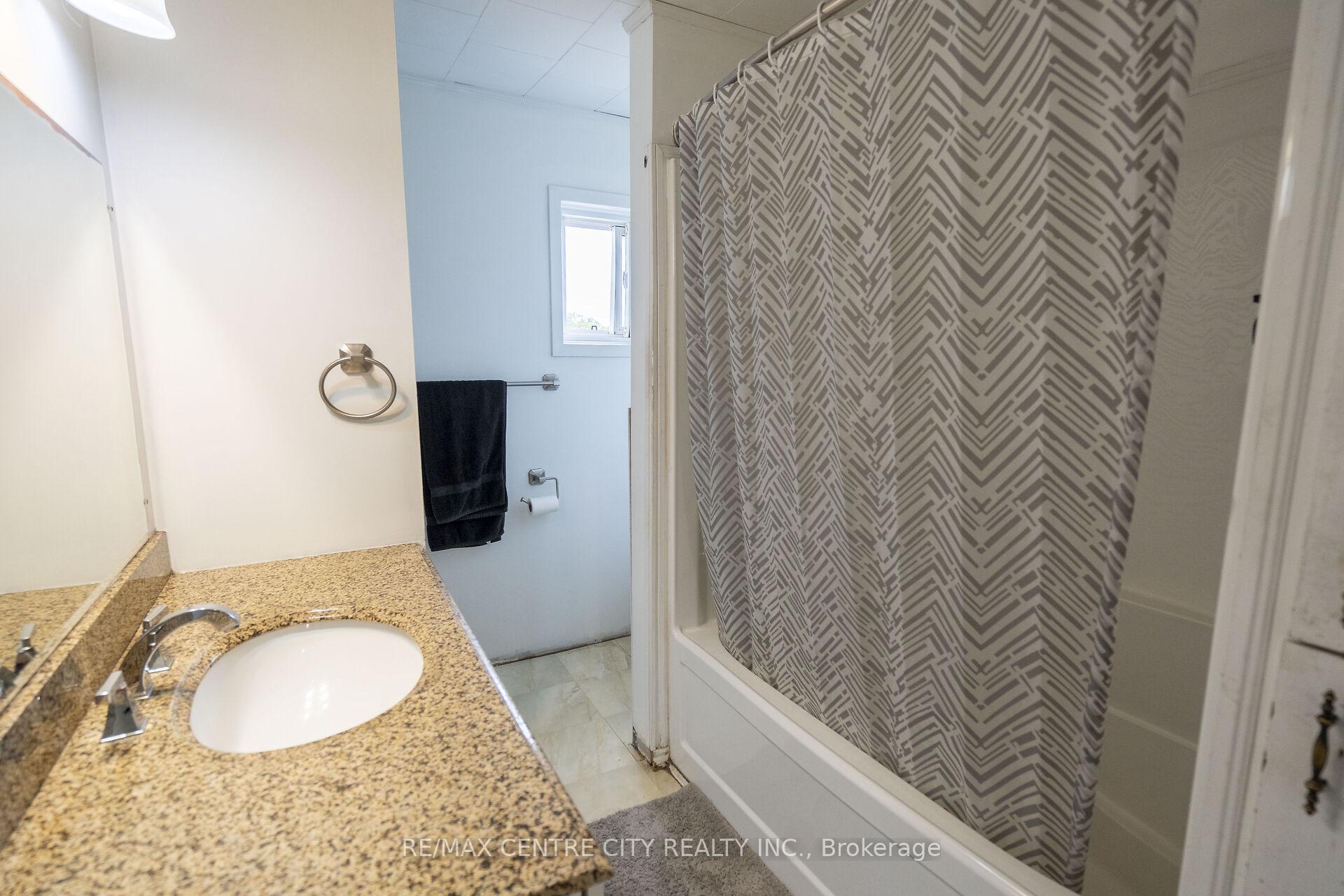 Photo 25 of 53680 Heritage Line, Bayham, Richmond — HOMEH