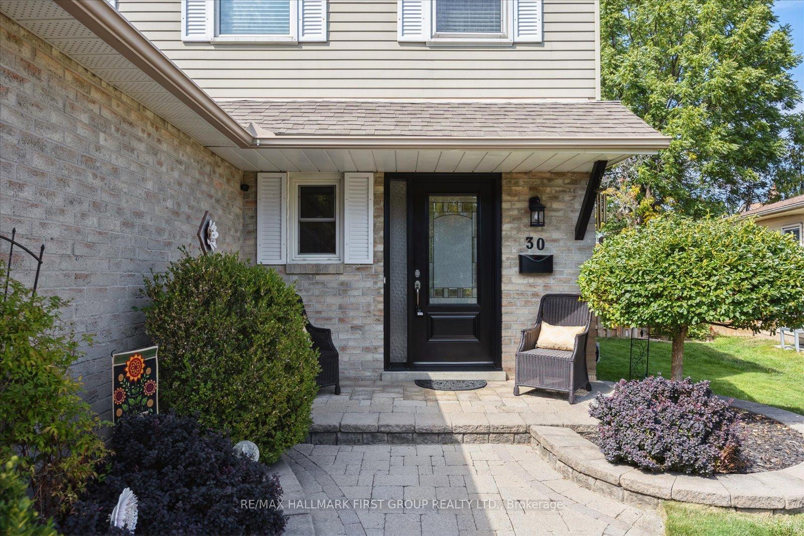 Photo 3 of 30 Mandrake Street, Ajax, Central — HOMEH