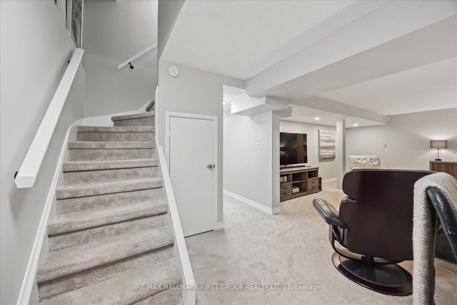 Photo 12 of 30 Mandrake Street, Ajax, Central — HOMEH