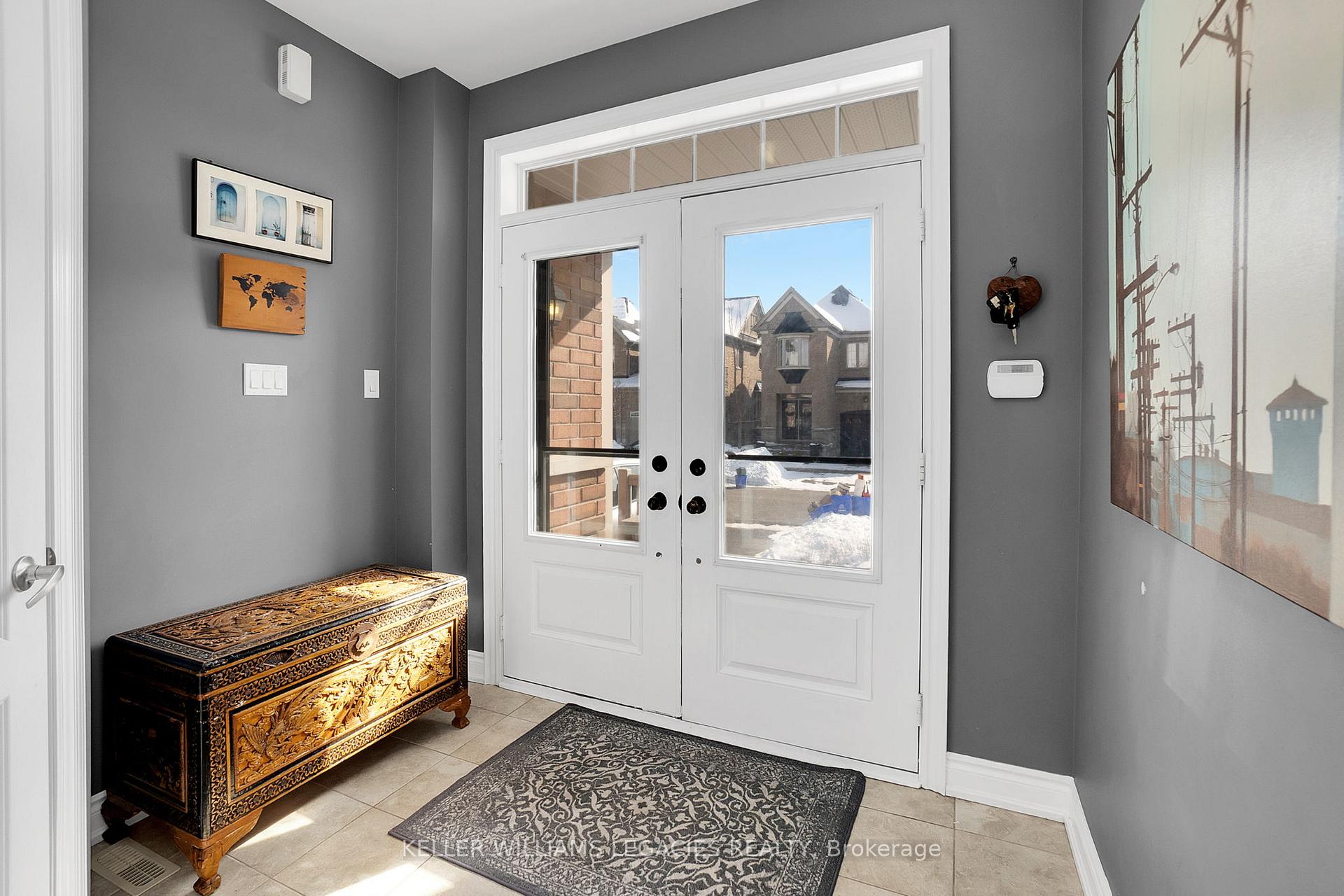 Photo 4 of 140 Lindbergh Drive, Vaughan, Vellore Village — HOMEH