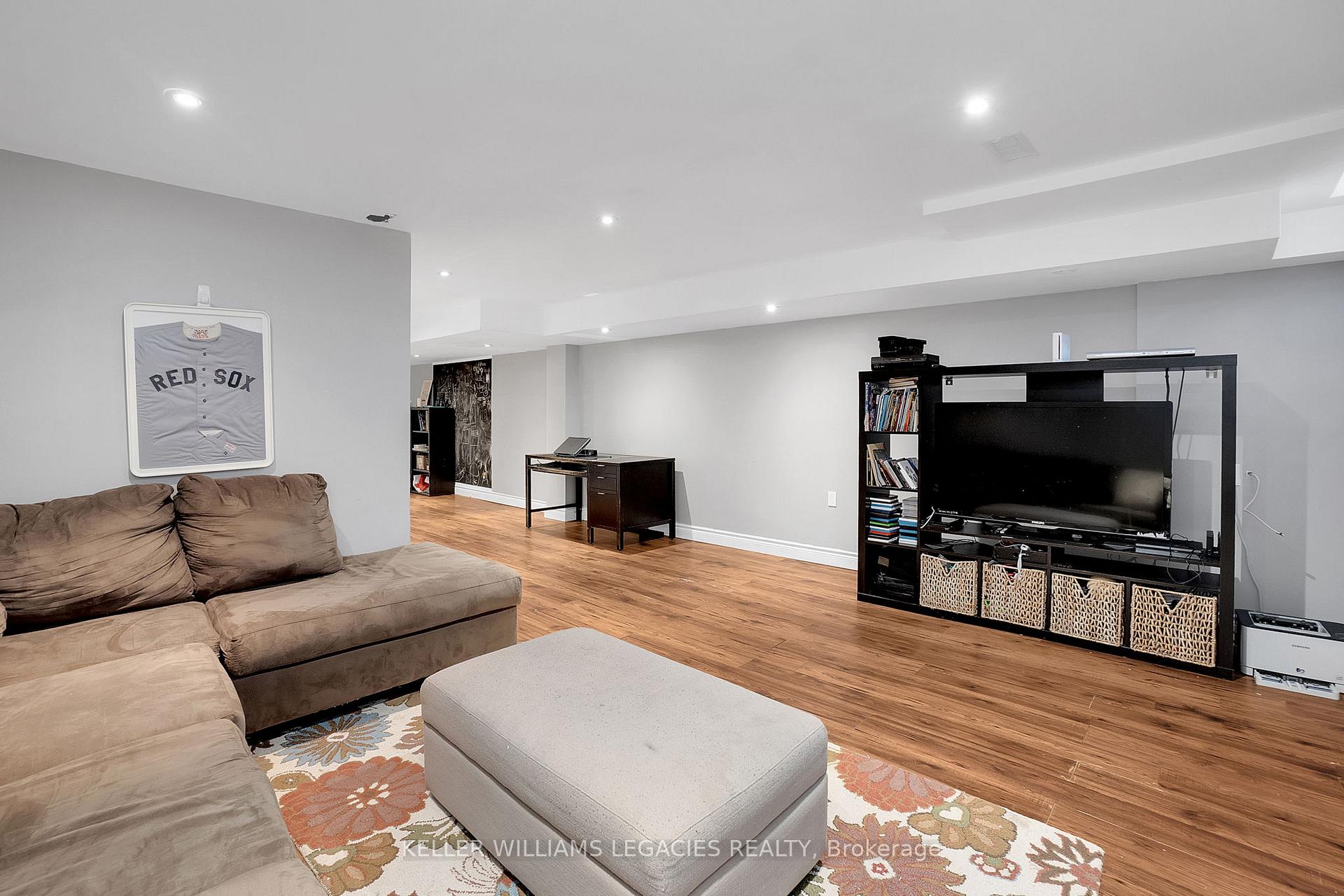 Photo 30 of 140 Lindbergh Drive, Vaughan, Vellore Village — HOMEH