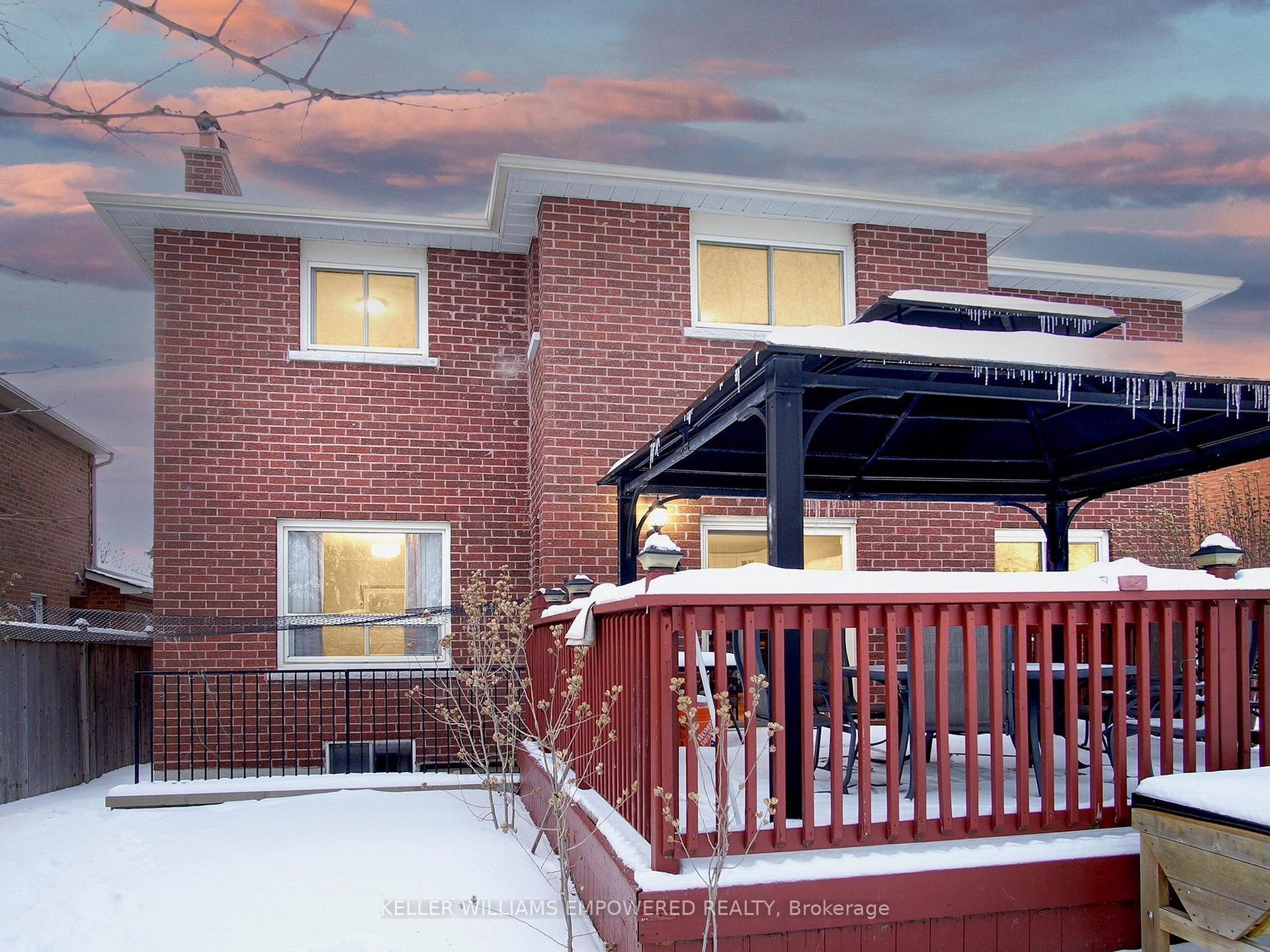 Photo 36 of 15 Fieldcroft Court, Vaughan, Maple — HOMEH