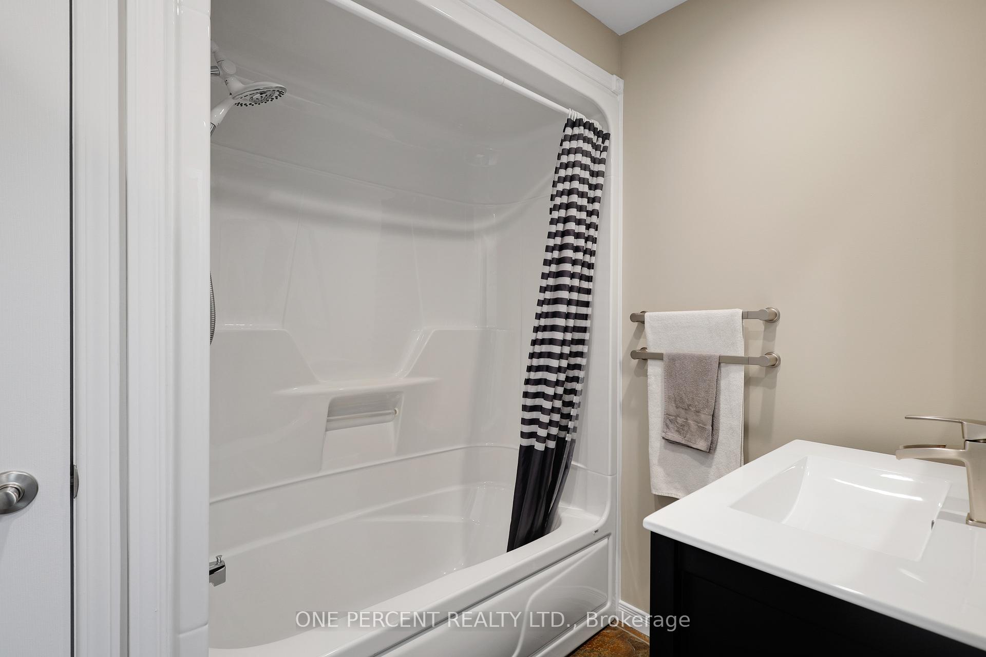 Photo 21 of 226 McLaren Street, Carleton Place — HOMEH