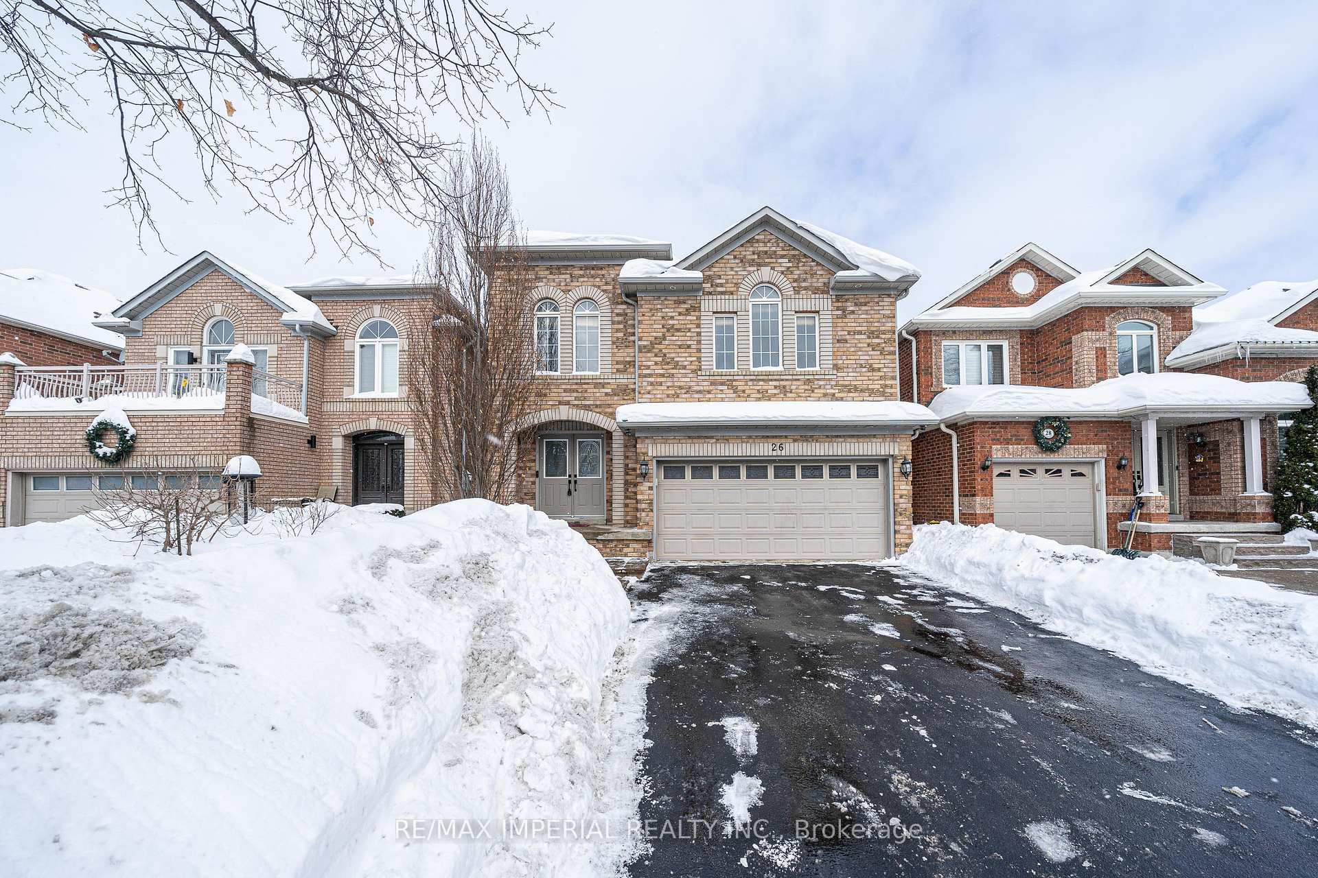 Photo 2 of 26 Sail Crescent, Vaughan, Vellore Village — HOMEH