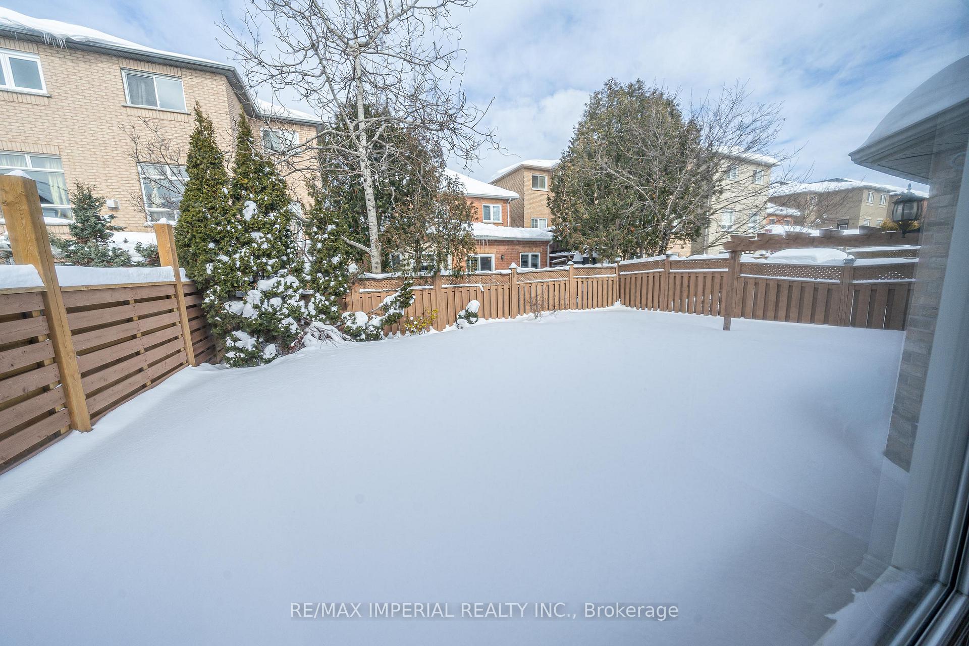 Photo 34 of 26 Sail Crescent, Vaughan, Vellore Village — HOMEH