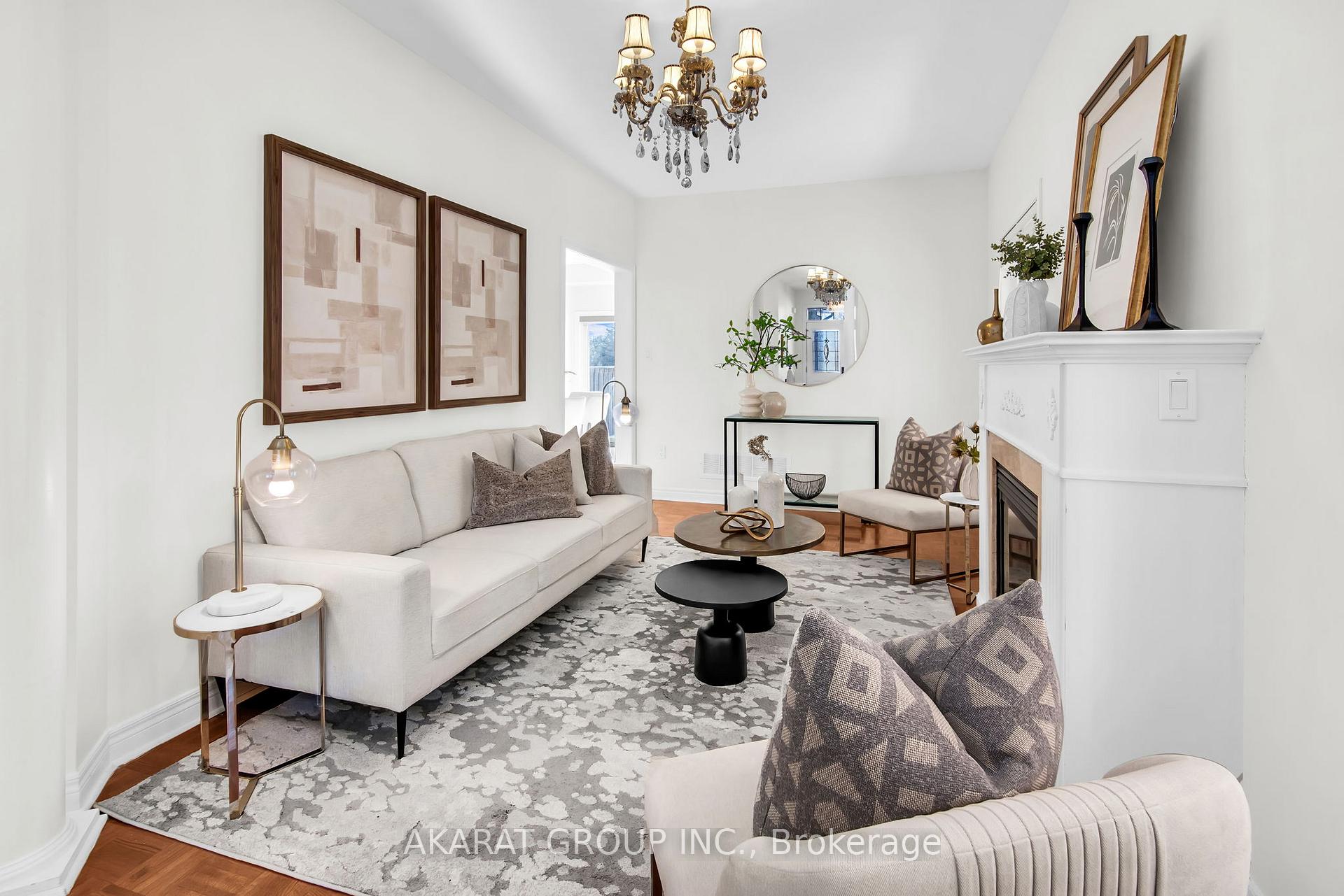 Photo 6 of 71 Condotti Drive, Vaughan, West Woodbridge — HOMEH