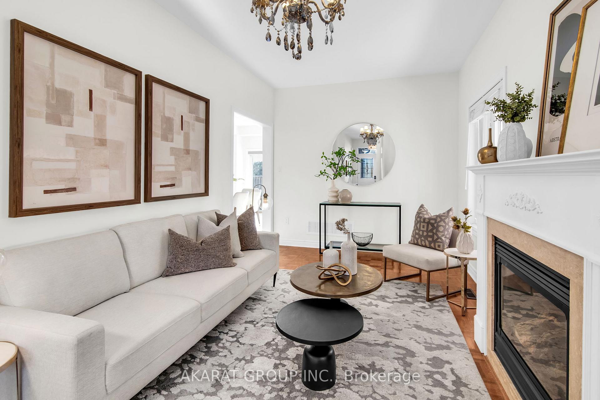 Photo 8 of 71 Condotti Drive, Vaughan, West Woodbridge — HOMEH