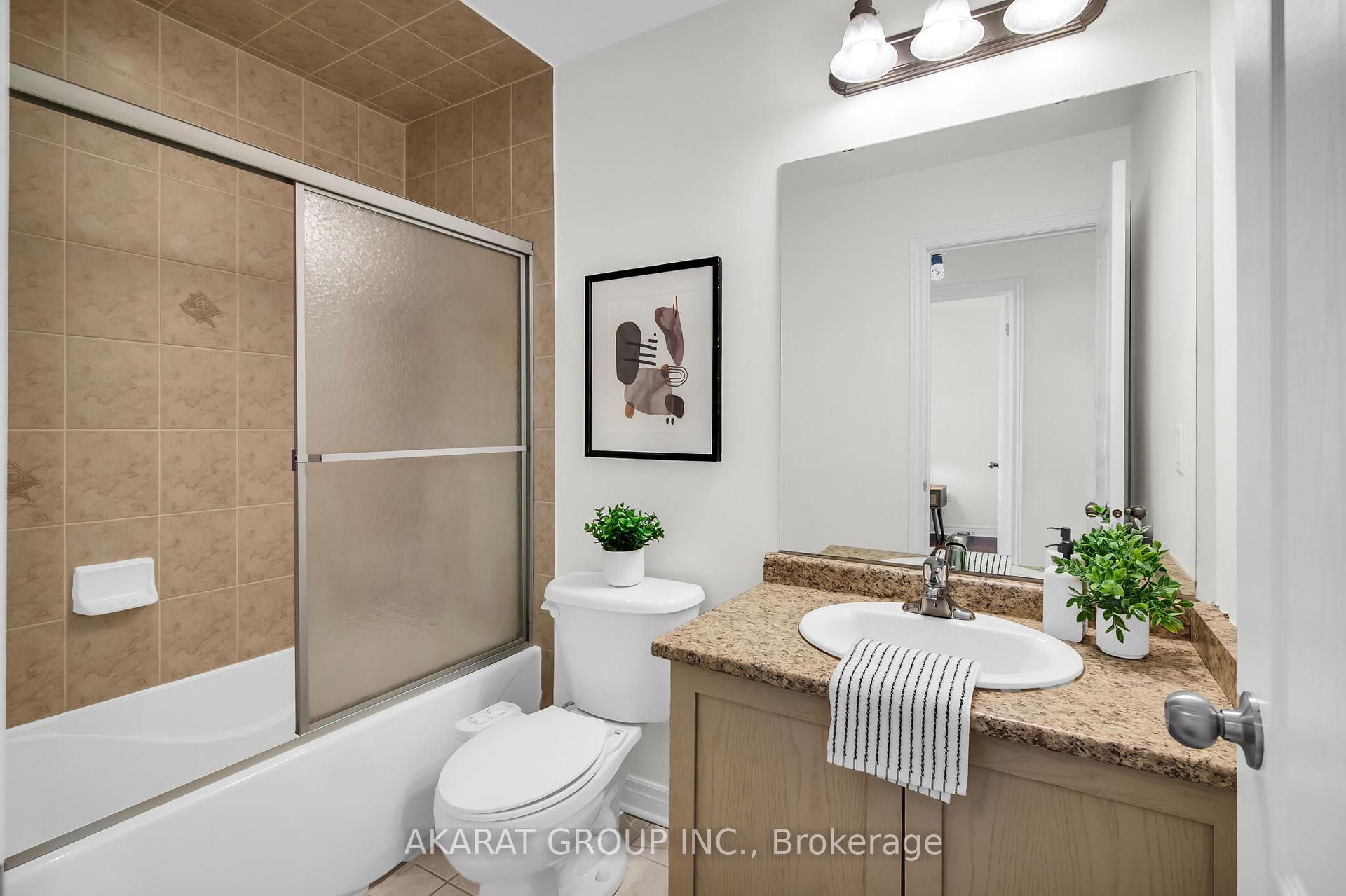 Photo 28 of 71 Condotti Drive, Vaughan, West Woodbridge — HOMEH