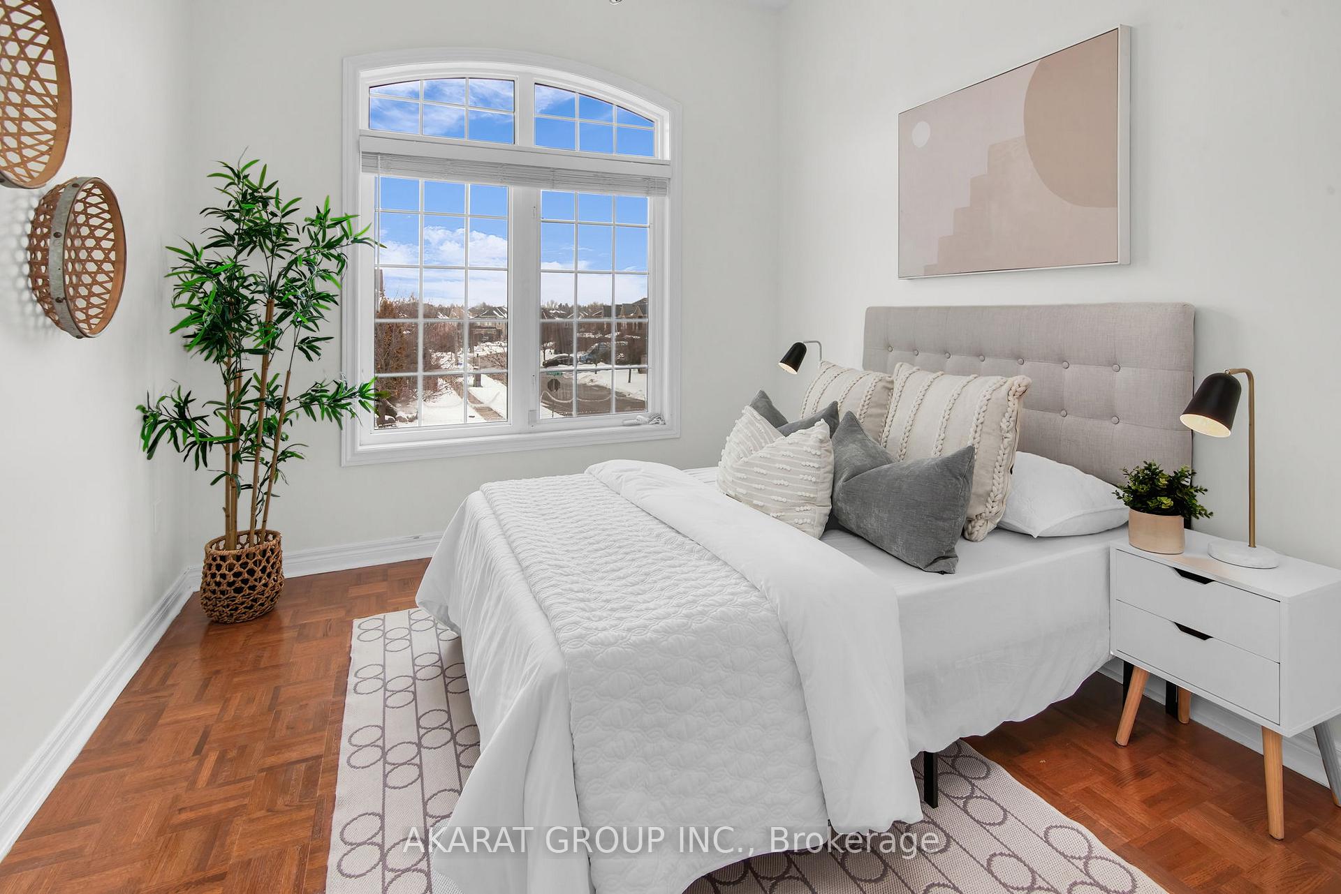 Photo 31 of 71 Condotti Drive, Vaughan, West Woodbridge — HOMEH