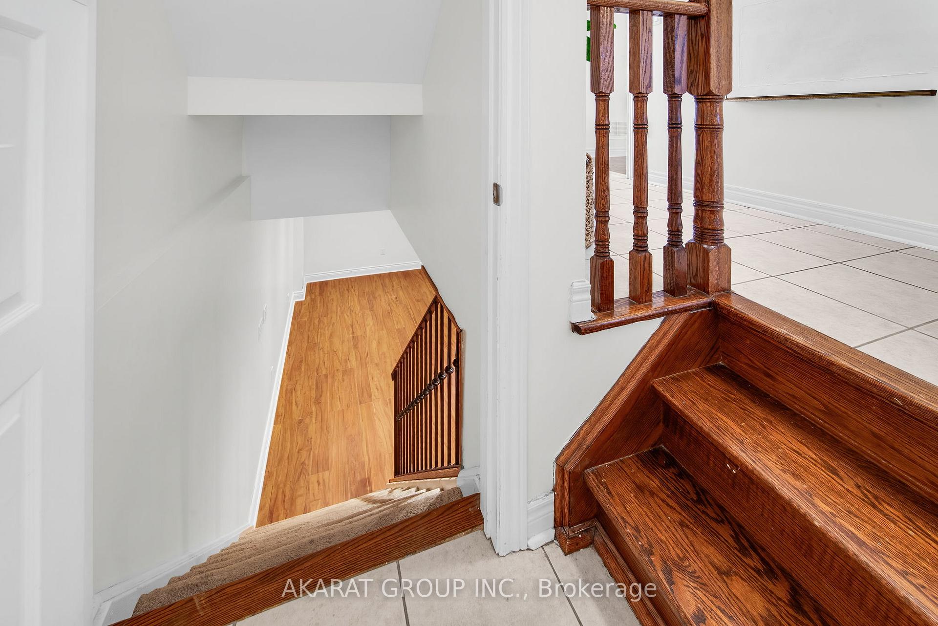 Photo 34 of 71 Condotti Drive, Vaughan, West Woodbridge — HOMEH