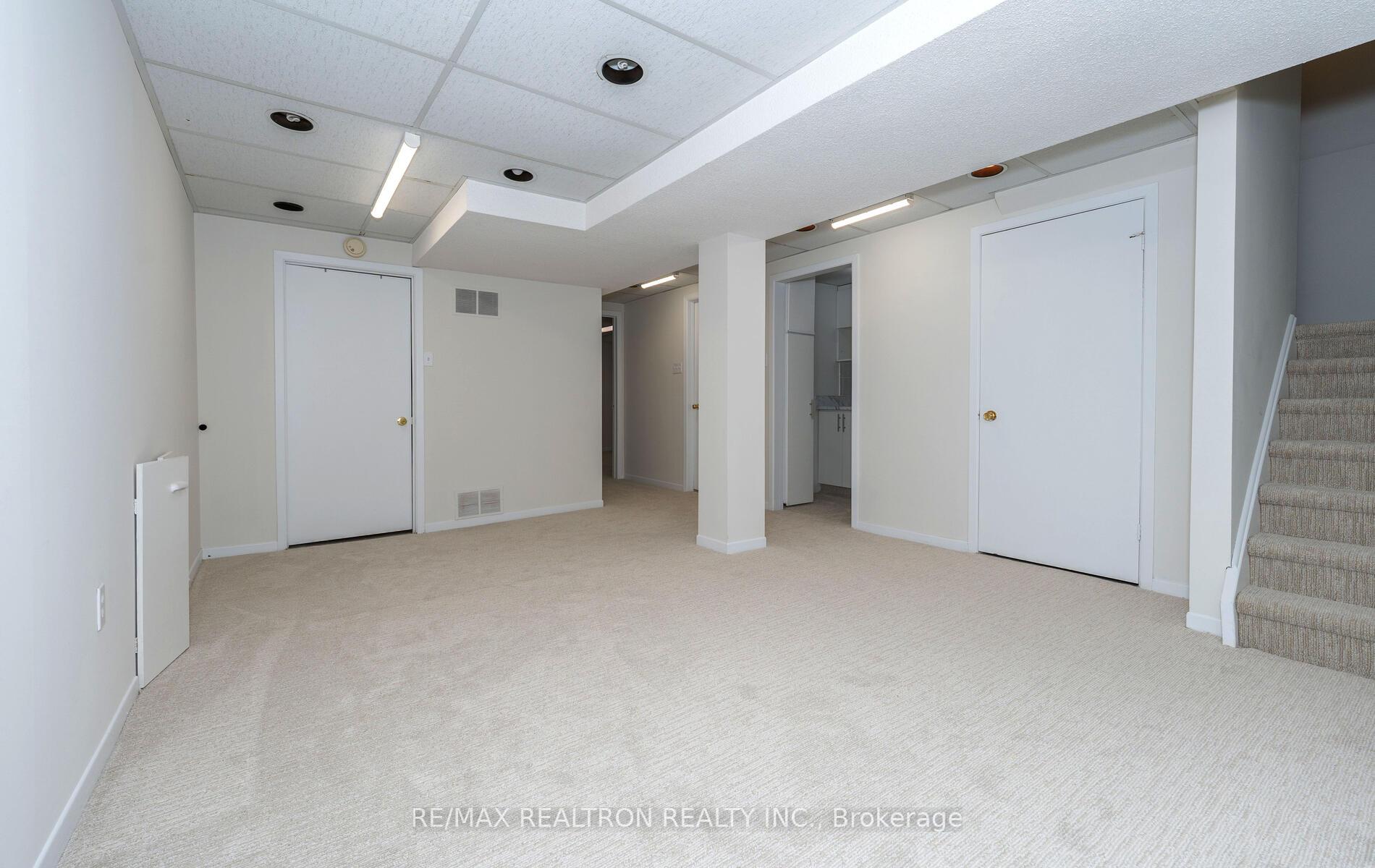 Photo 30 of 105 Gailcrest Circle, Vaughan, Crestwood-Springfarm-Yorkhill — HOMEH