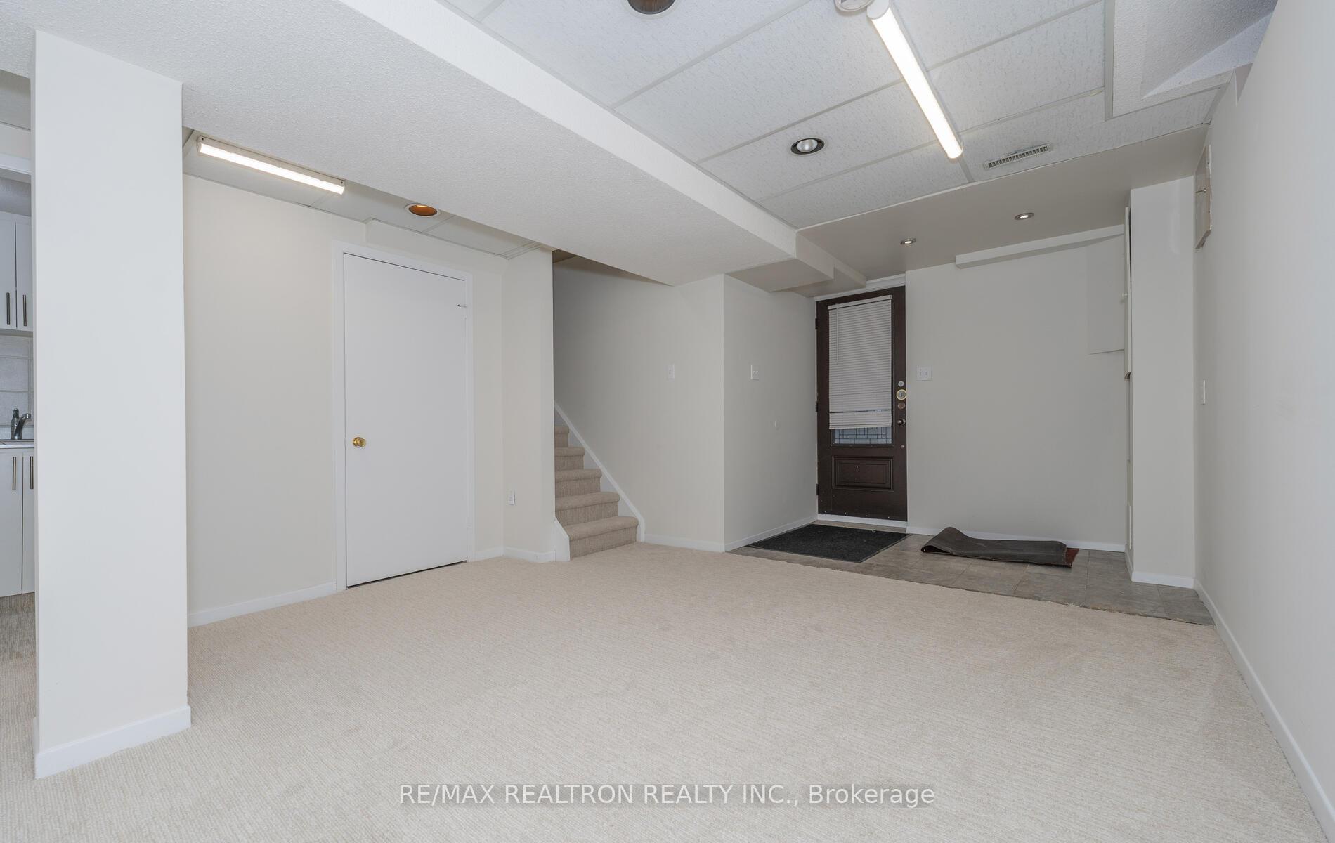 Photo 31 of 105 Gailcrest Circle, Vaughan, Crestwood-Springfarm-Yorkhill — HOMEH