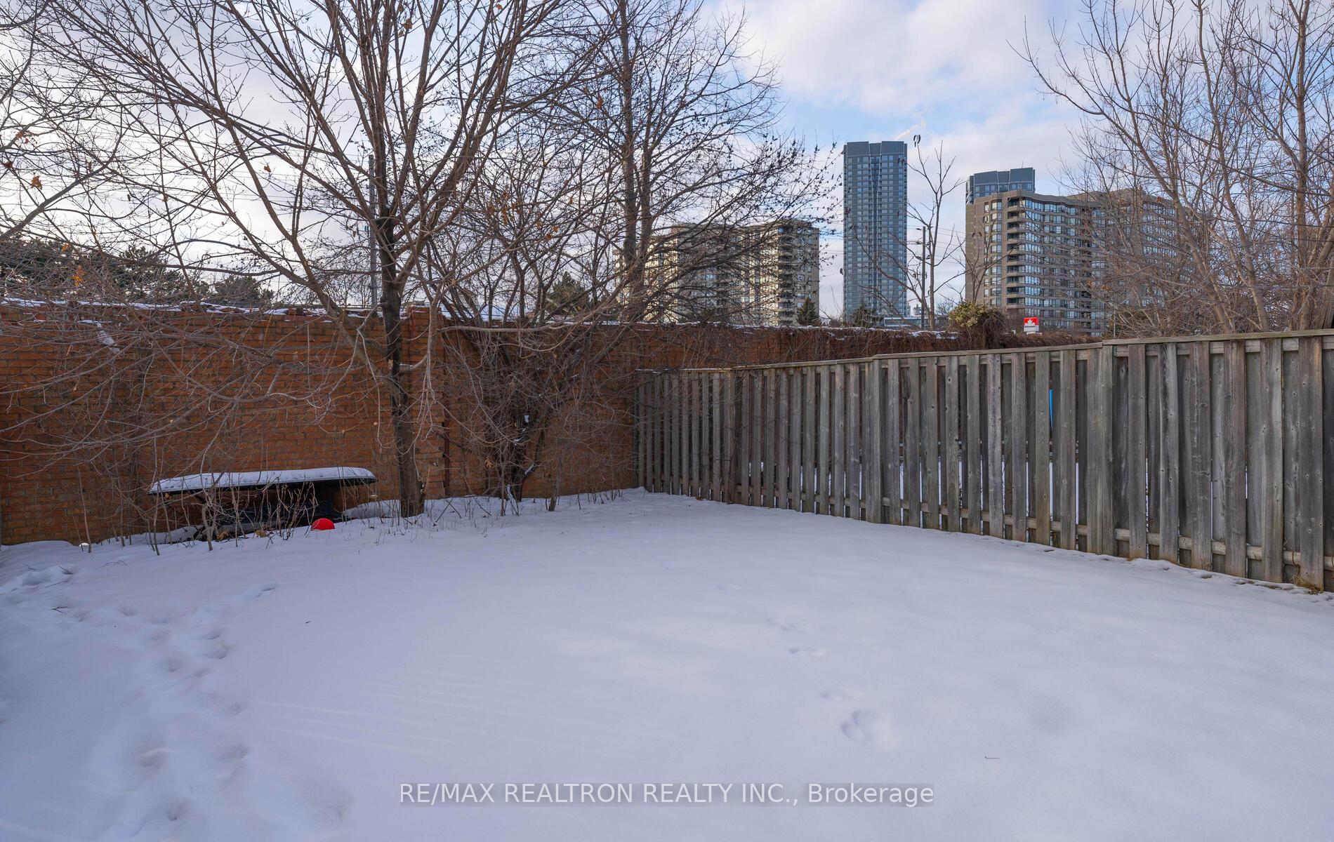 Photo 36 of 105 Gailcrest Circle, Vaughan, Crestwood-Springfarm-Yorkhill — HOMEH