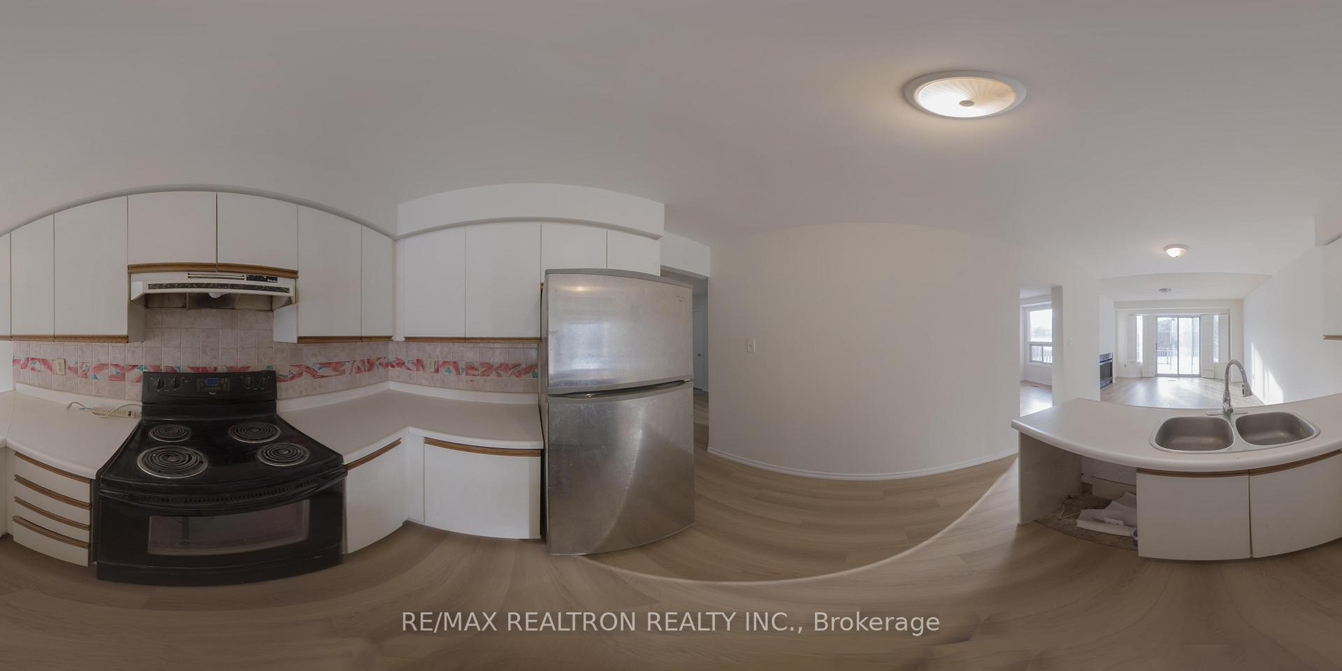 Photo 39 of 105 Gailcrest Circle, Vaughan, Crestwood-Springfarm-Yorkhill — HOMEH