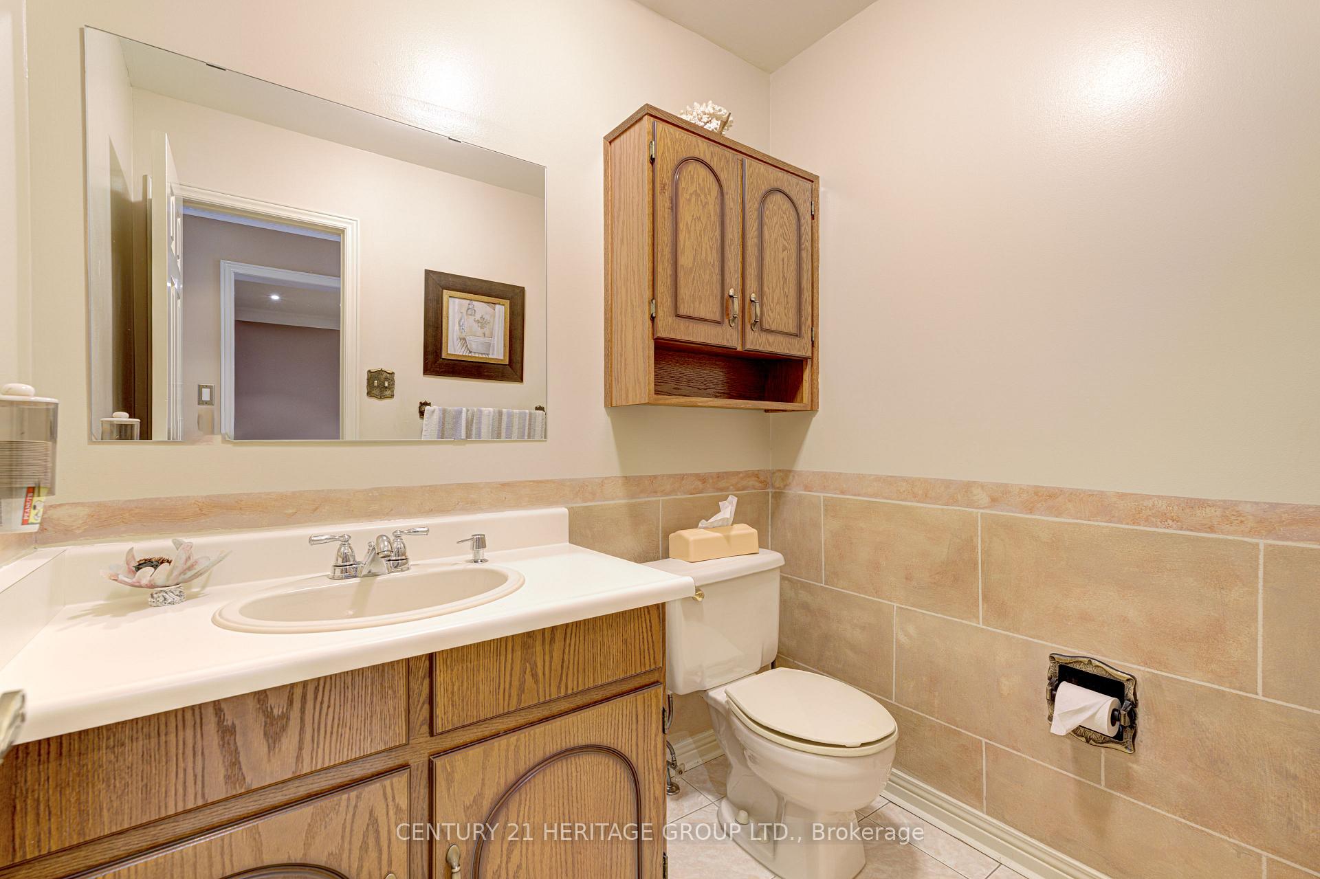 Photo 11 of 57 Embassy Drive, Vaughan, East Woodbridge — HOMEH
