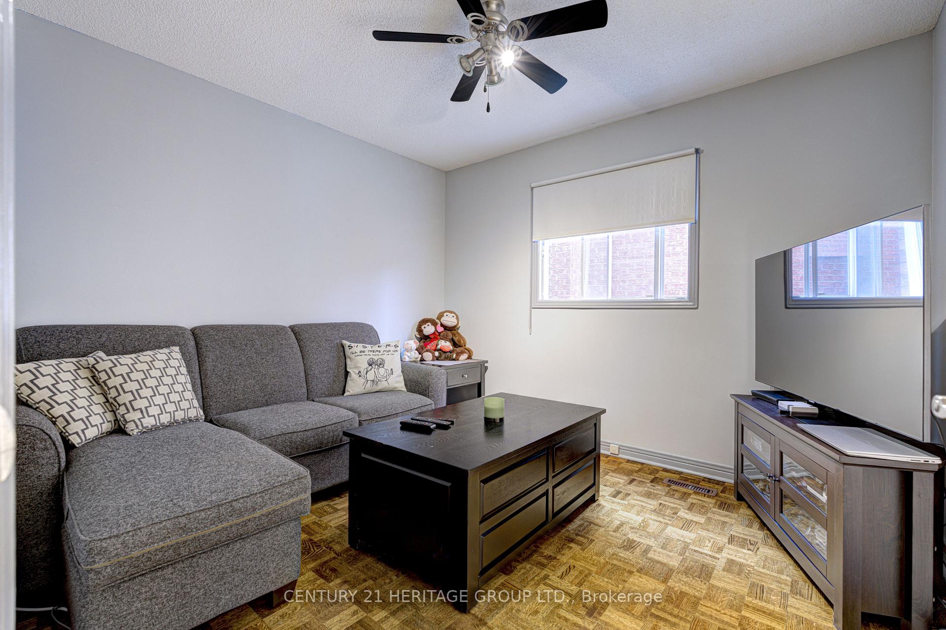 Photo 12 of 57 Embassy Drive, Vaughan, East Woodbridge — HOMEH