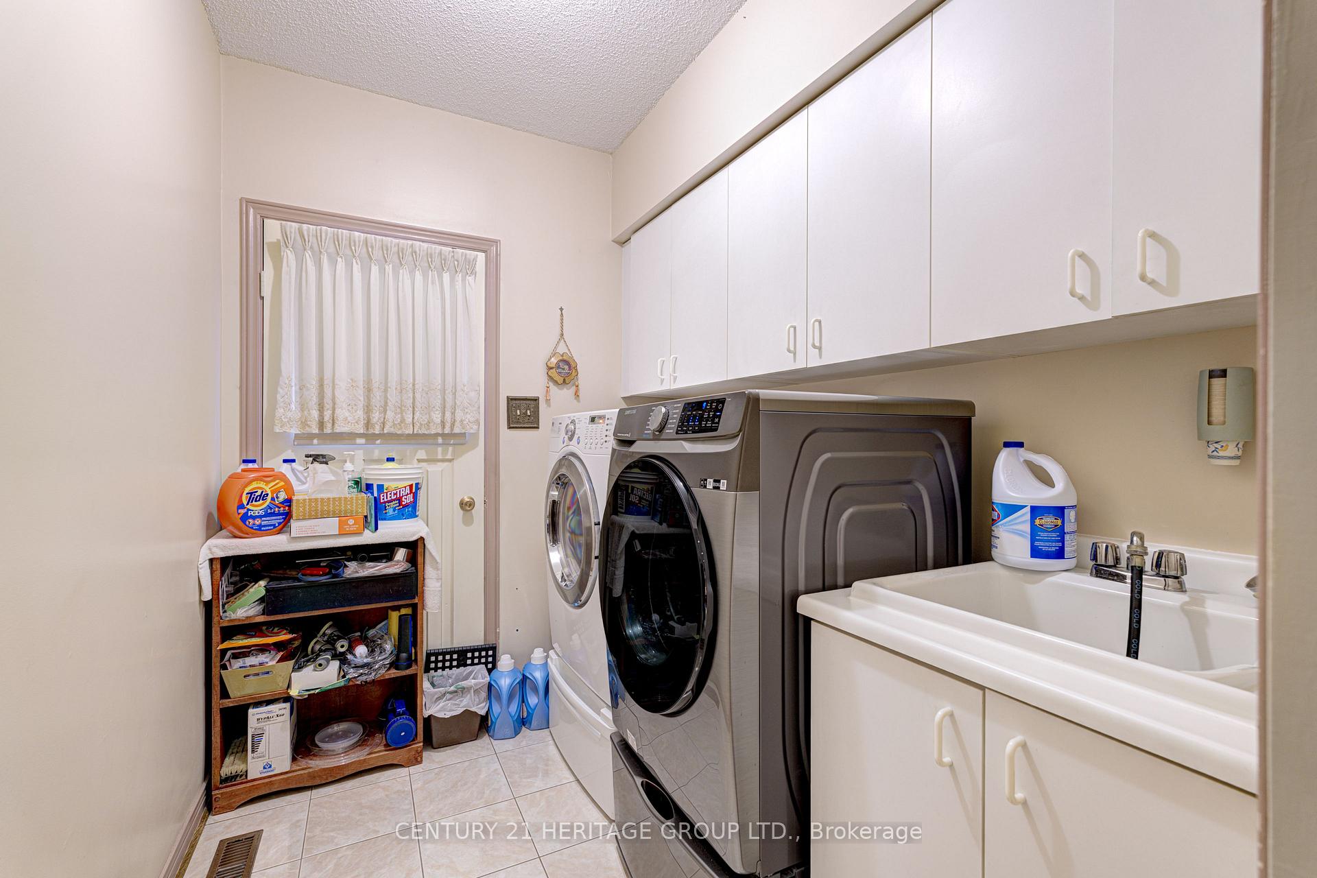 Photo 31 of 57 Embassy Drive, Vaughan, East Woodbridge — HOMEH