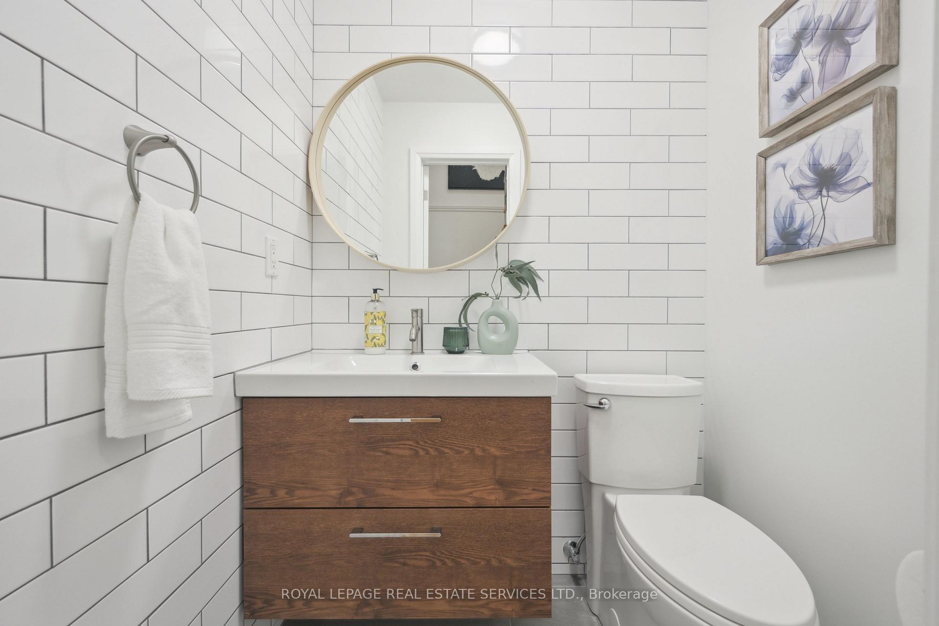 Photo 15 of 12 Joseph Aaron Boulevard, Vaughan, Brownridge — HOMEH