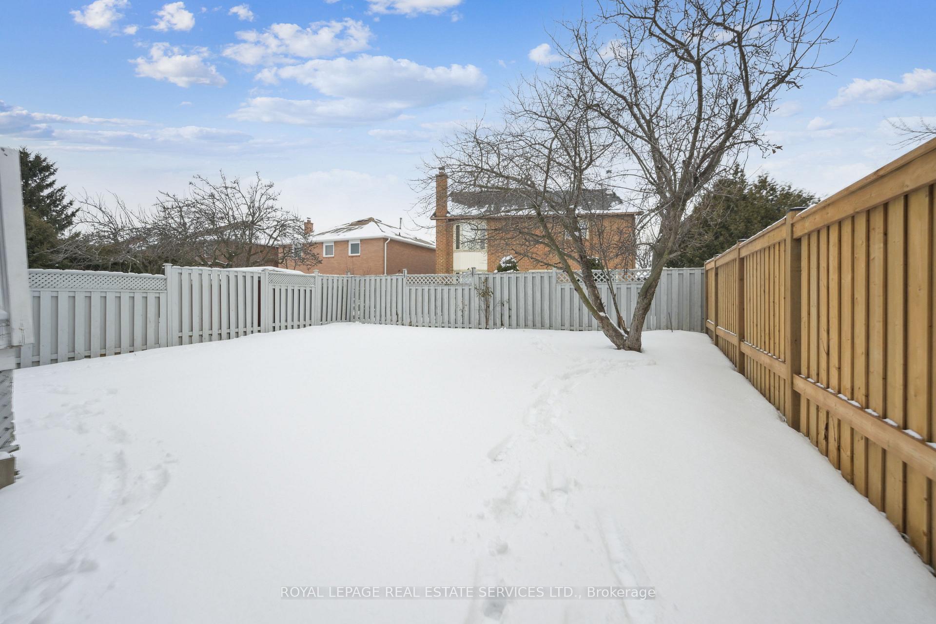 Photo 32 of 12 Joseph Aaron Boulevard, Vaughan, Brownridge — HOMEH