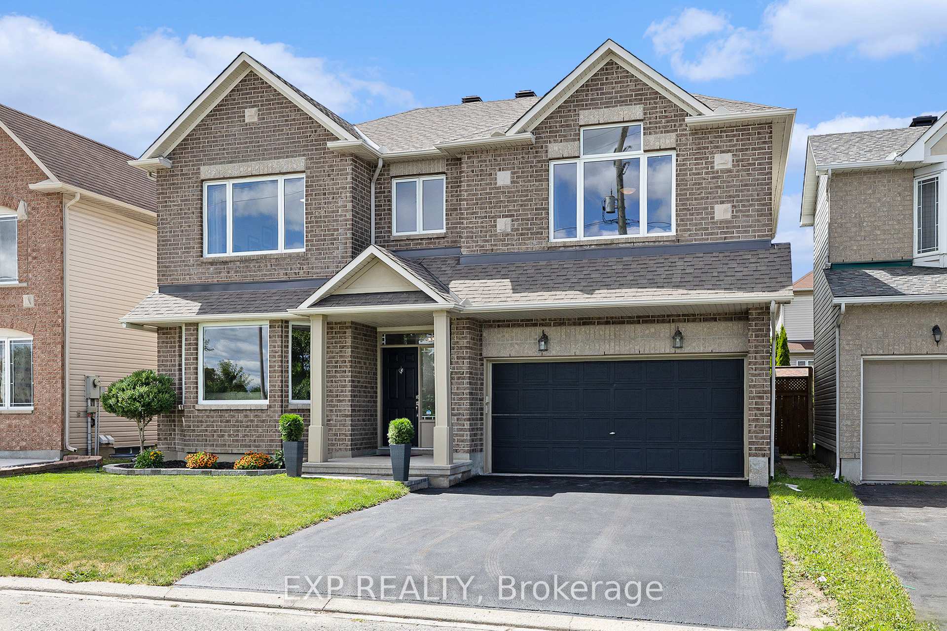 Photo 2 of 184 Harbour View Street E, Ottawa, Barrhaven - Strandherd — HOMEH