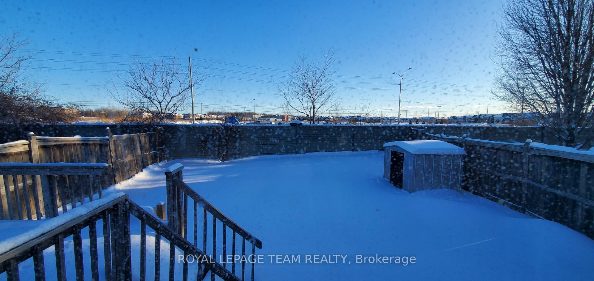 Photo 14 of 596 Wild Shore Crescent, Ottawa, Riverside South/Gloucester Glen — HOMEH