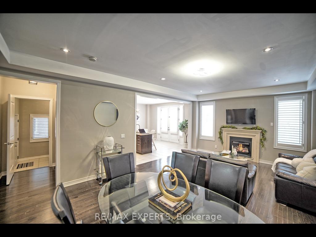 Photo 10 of 269 Chatfield Drive N, Vaughan, Vellore Village — HOMEH