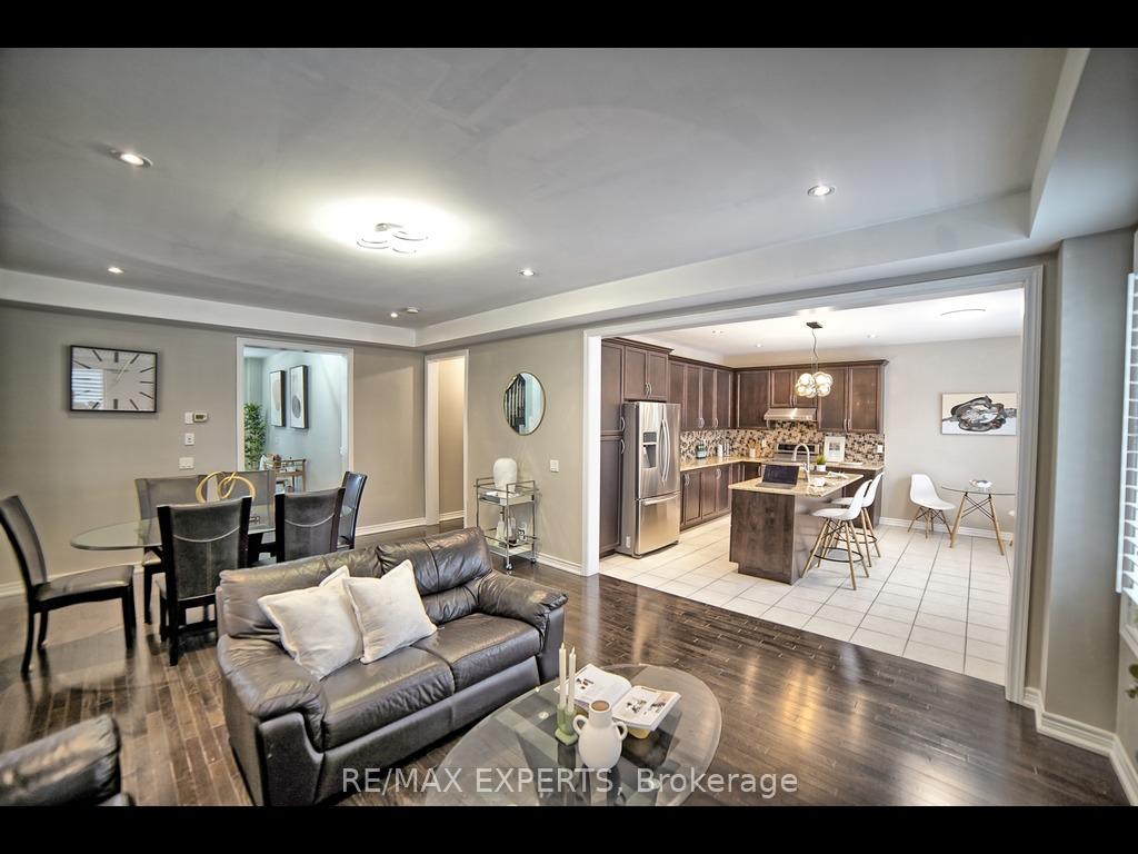 Photo 11 of 269 Chatfield Drive N, Vaughan, Vellore Village — HOMEH