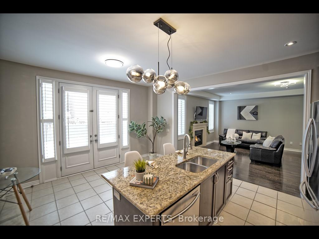 Photo 12 of 269 Chatfield Drive N, Vaughan, Vellore Village — HOMEH