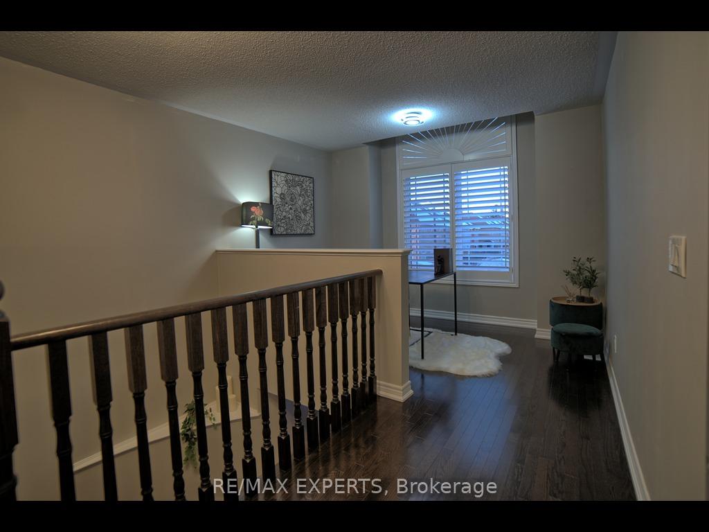 Photo 17 of 269 Chatfield Drive N, Vaughan, Vellore Village — HOMEH