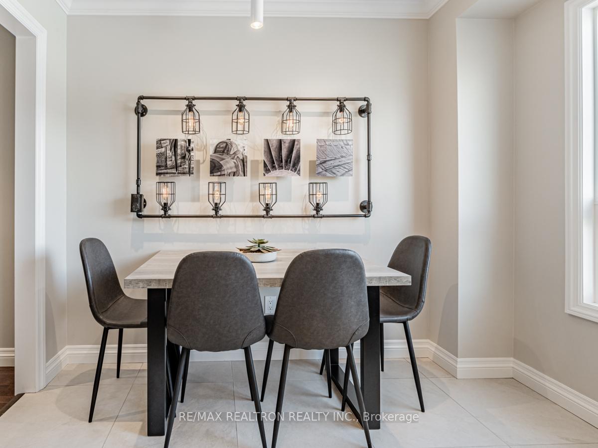 Photo 15 of 72 Bay Hill Drive, Vaughan, Glen Shields — HOMEH
