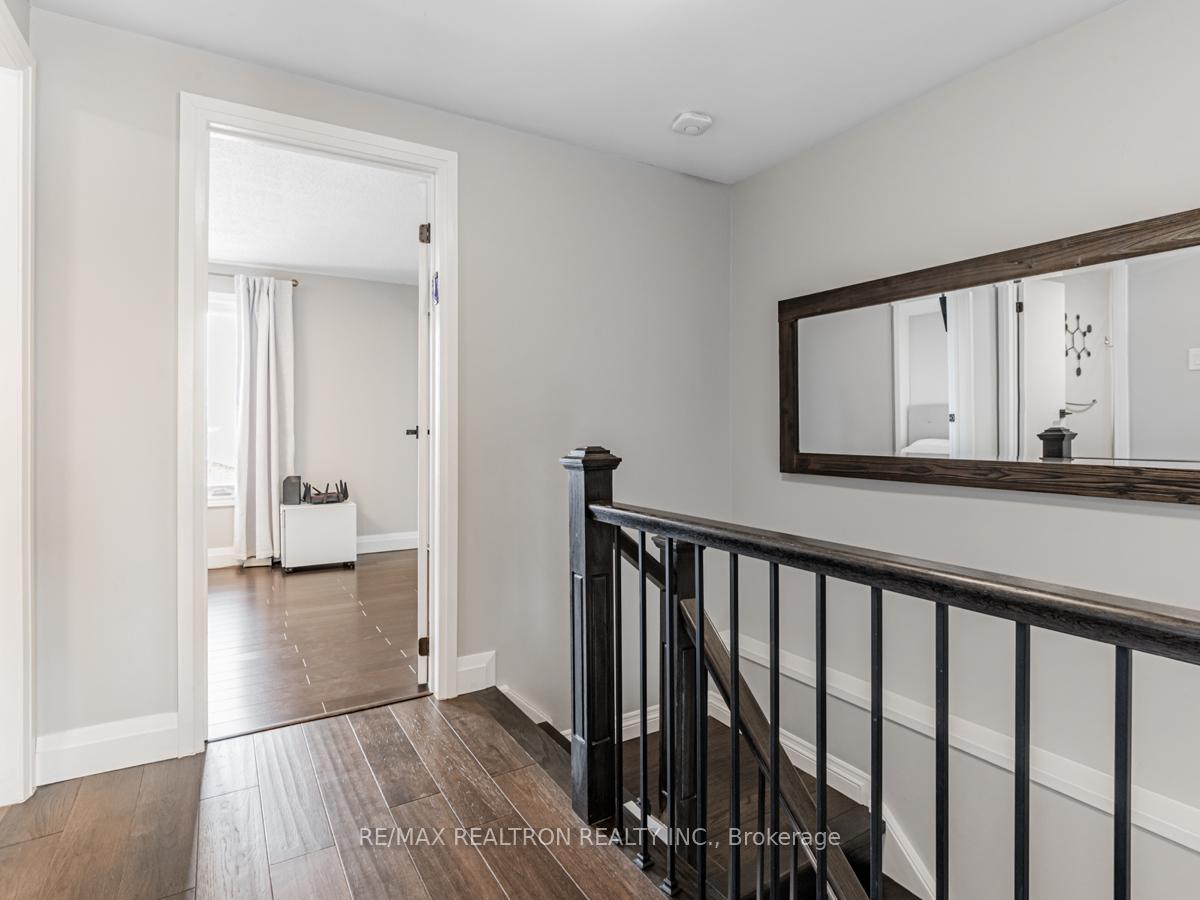 Photo 17 of 72 Bay Hill Drive, Vaughan, Glen Shields — HOMEH