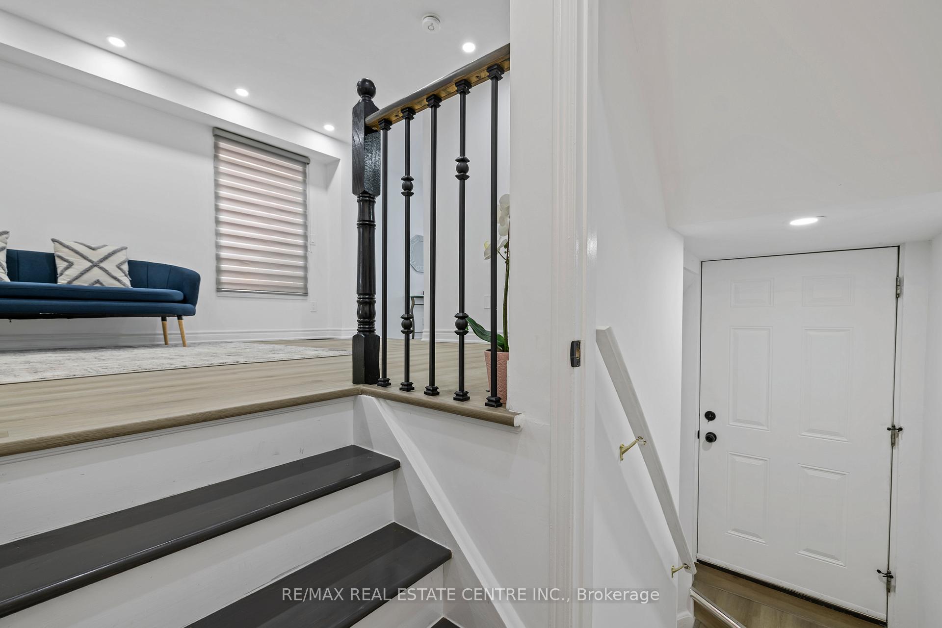 Photo 21 of 21 Deepsprings Crescent, Vaughan, Vellore Village — HOMEH