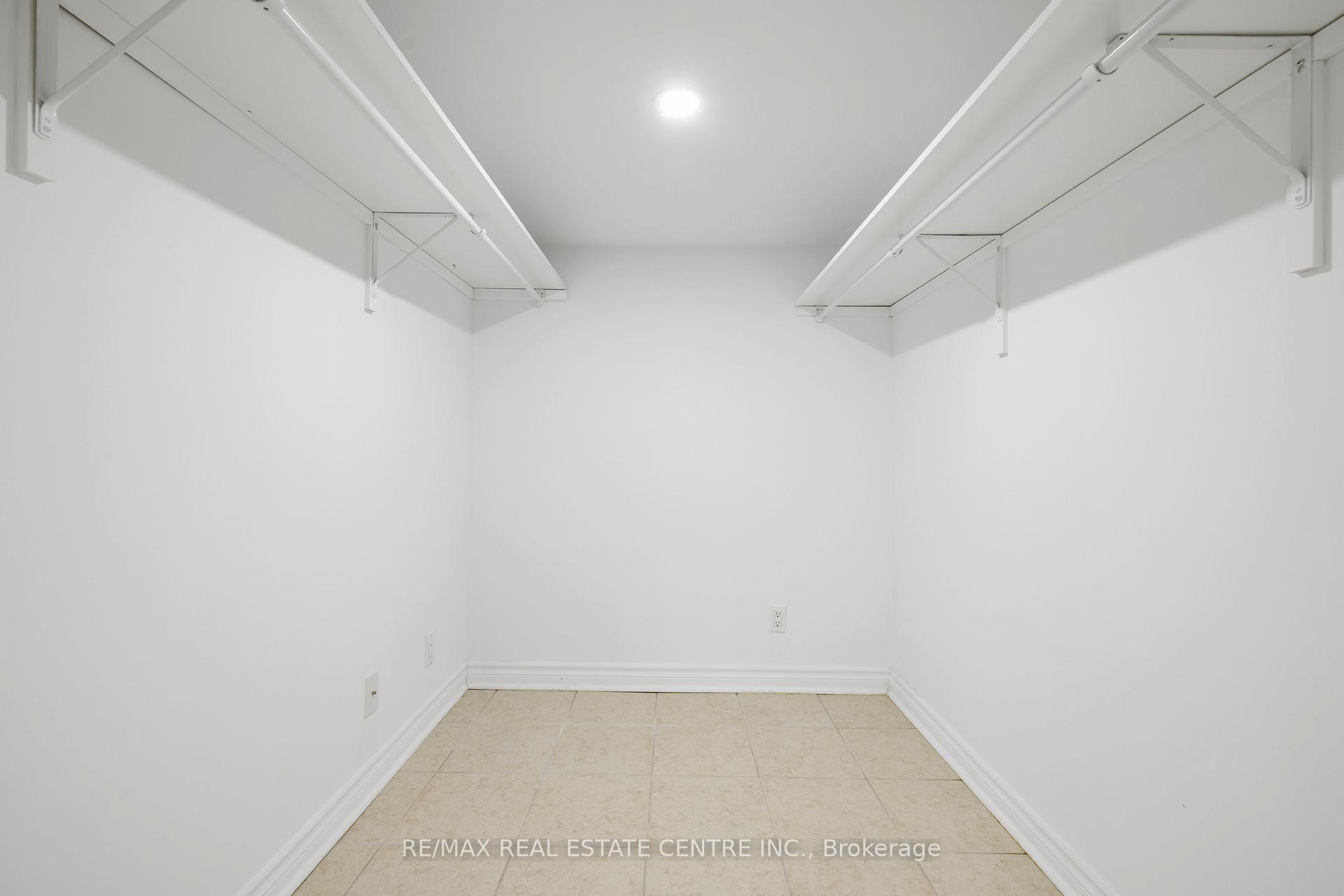 Photo 24 of 21 Deepsprings Crescent, Vaughan, Vellore Village — HOMEH
