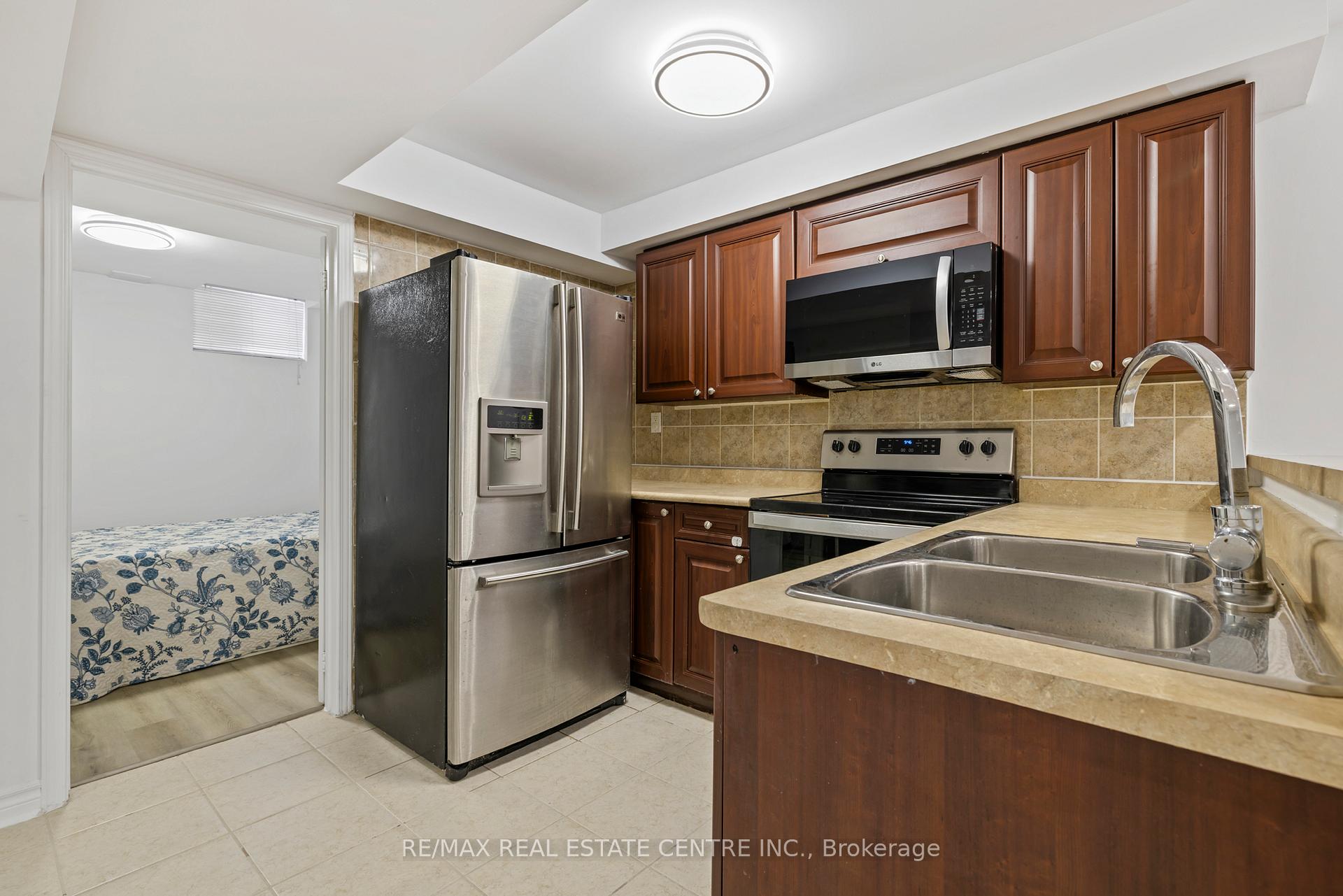 Photo 28 of 21 Deepsprings Crescent, Vaughan, Vellore Village — HOMEH