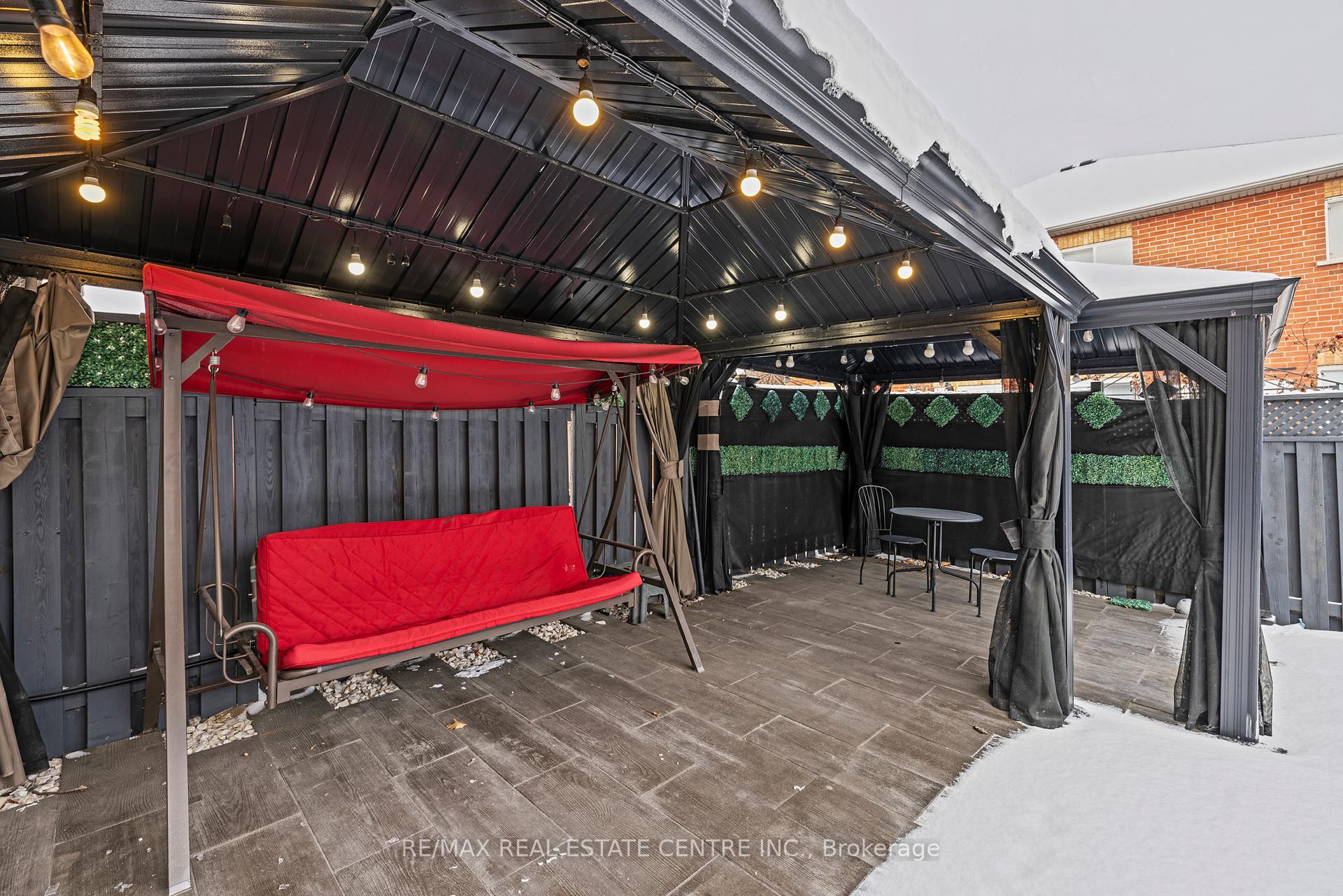 Photo 32 of 21 Deepsprings Crescent, Vaughan, Vellore Village — HOMEH