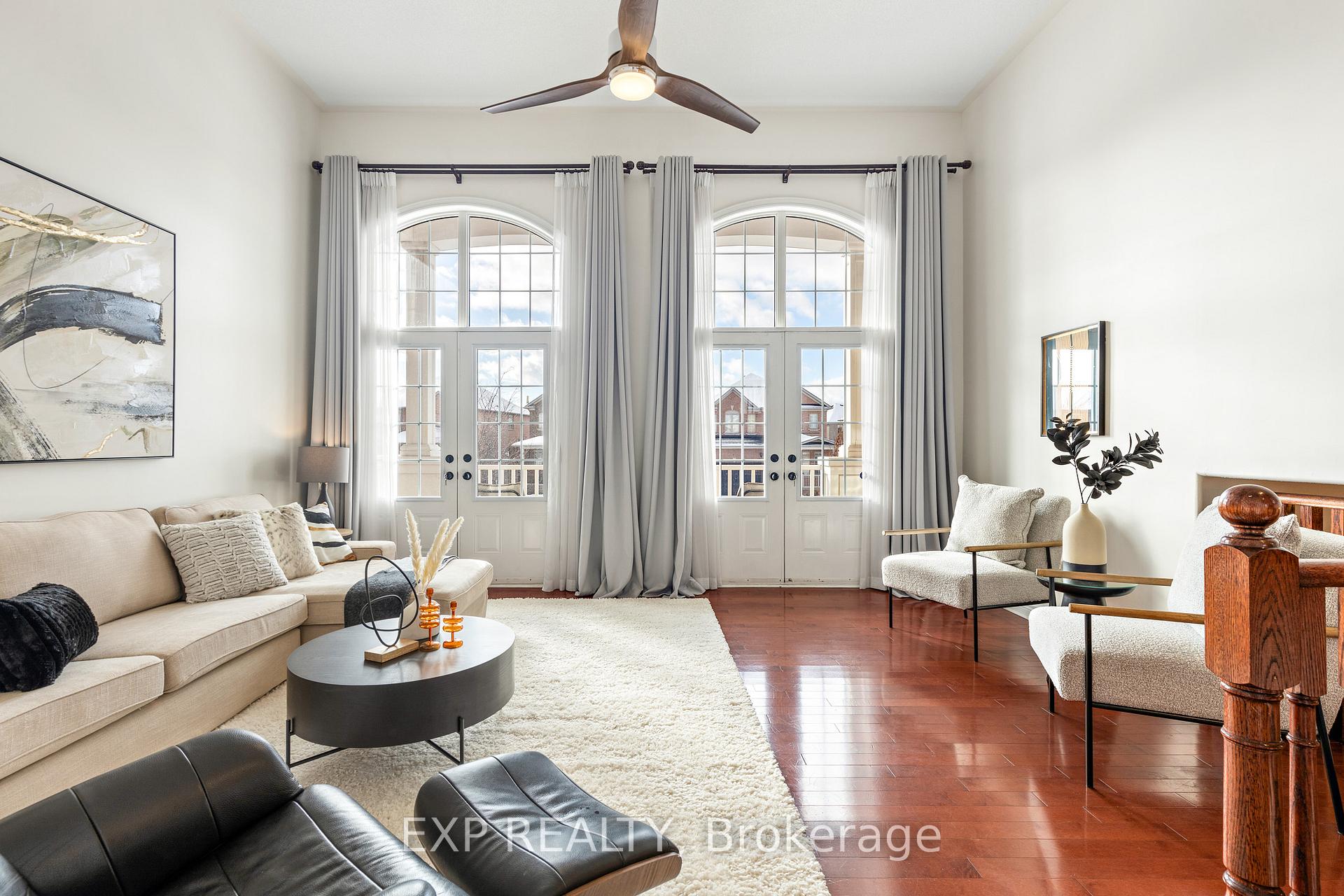 Photo 21 of 460 Autumn Hill Boulevard, Vaughan, Patterson — HOMEH